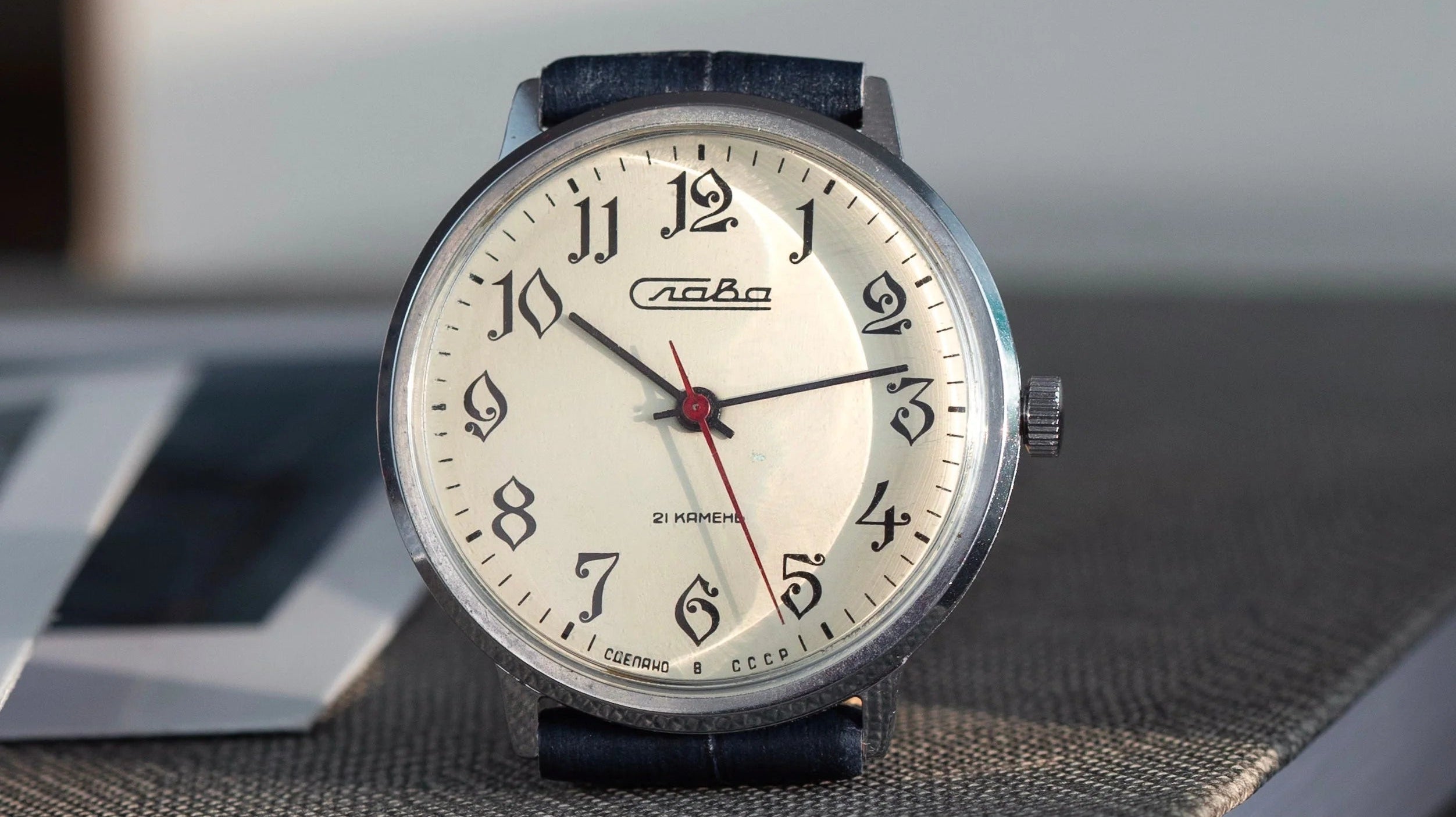 The Elegance and Heritage of Slava Watches: A Comprehensive Overview - DuMarko