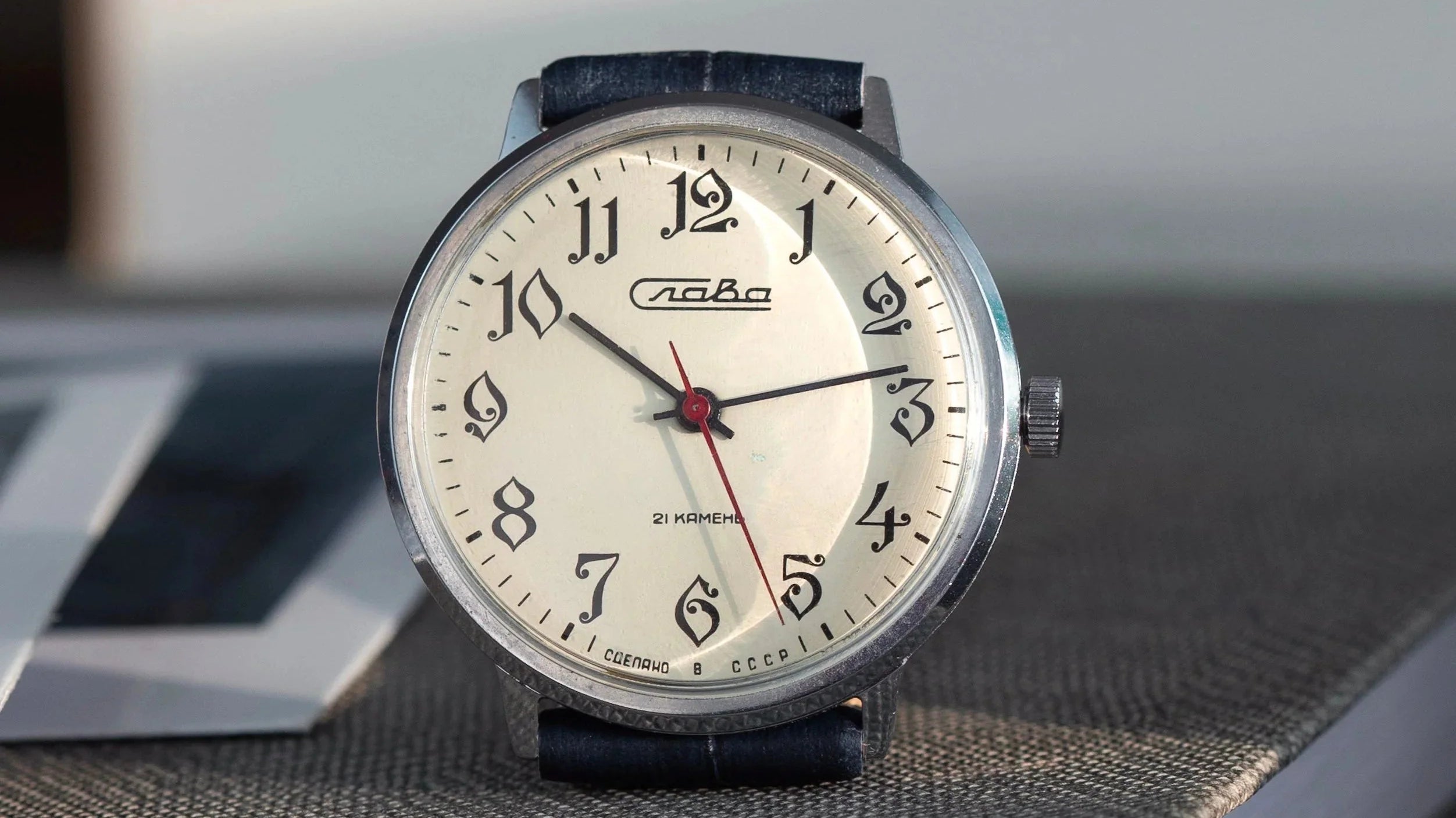 The Elegance and Heritage of Slava Watches: A Comprehensive Overview - DuMarko