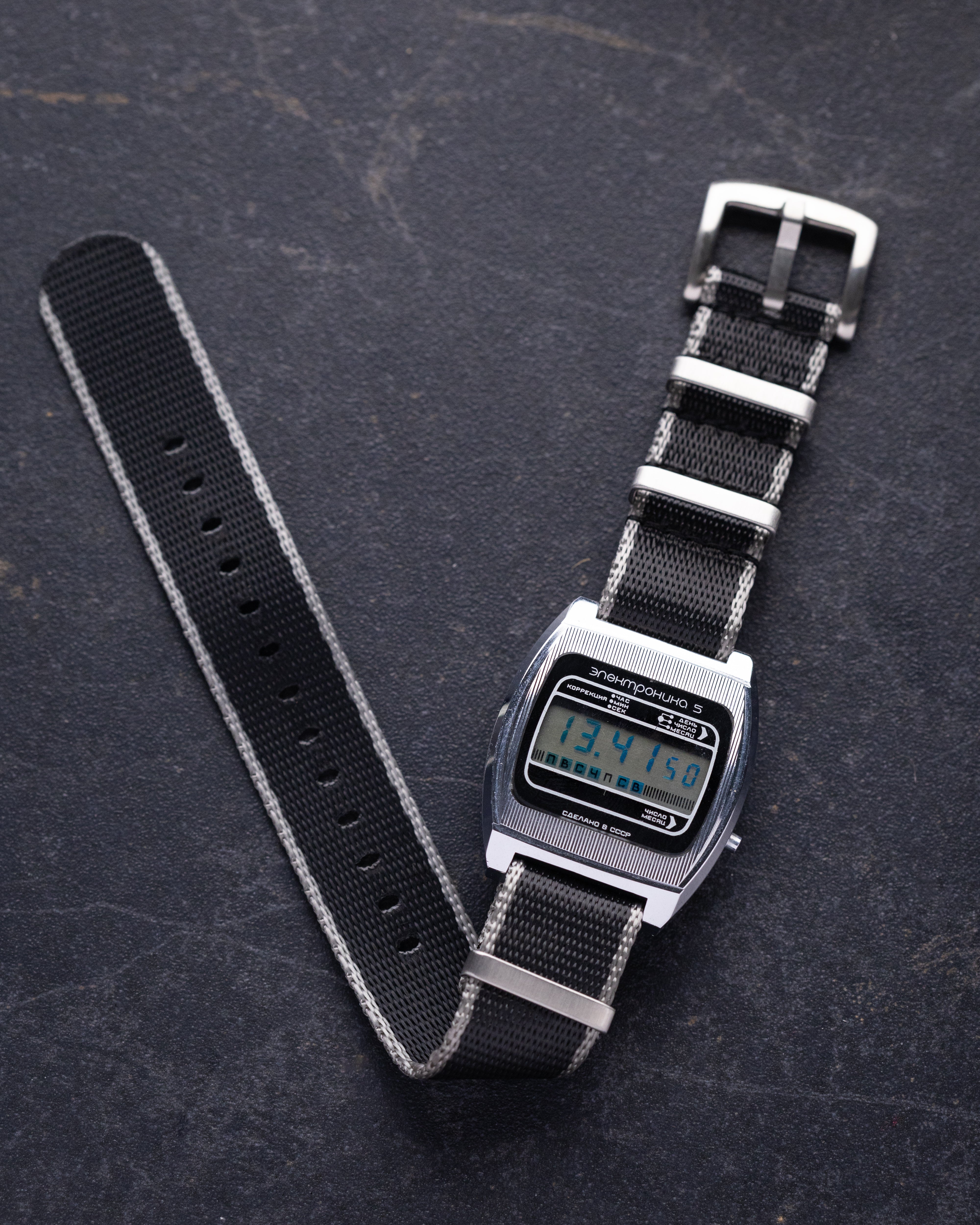 Electronica 5 Vintage Digital Soviet Watch (Elektronika) - VintageDuMarko