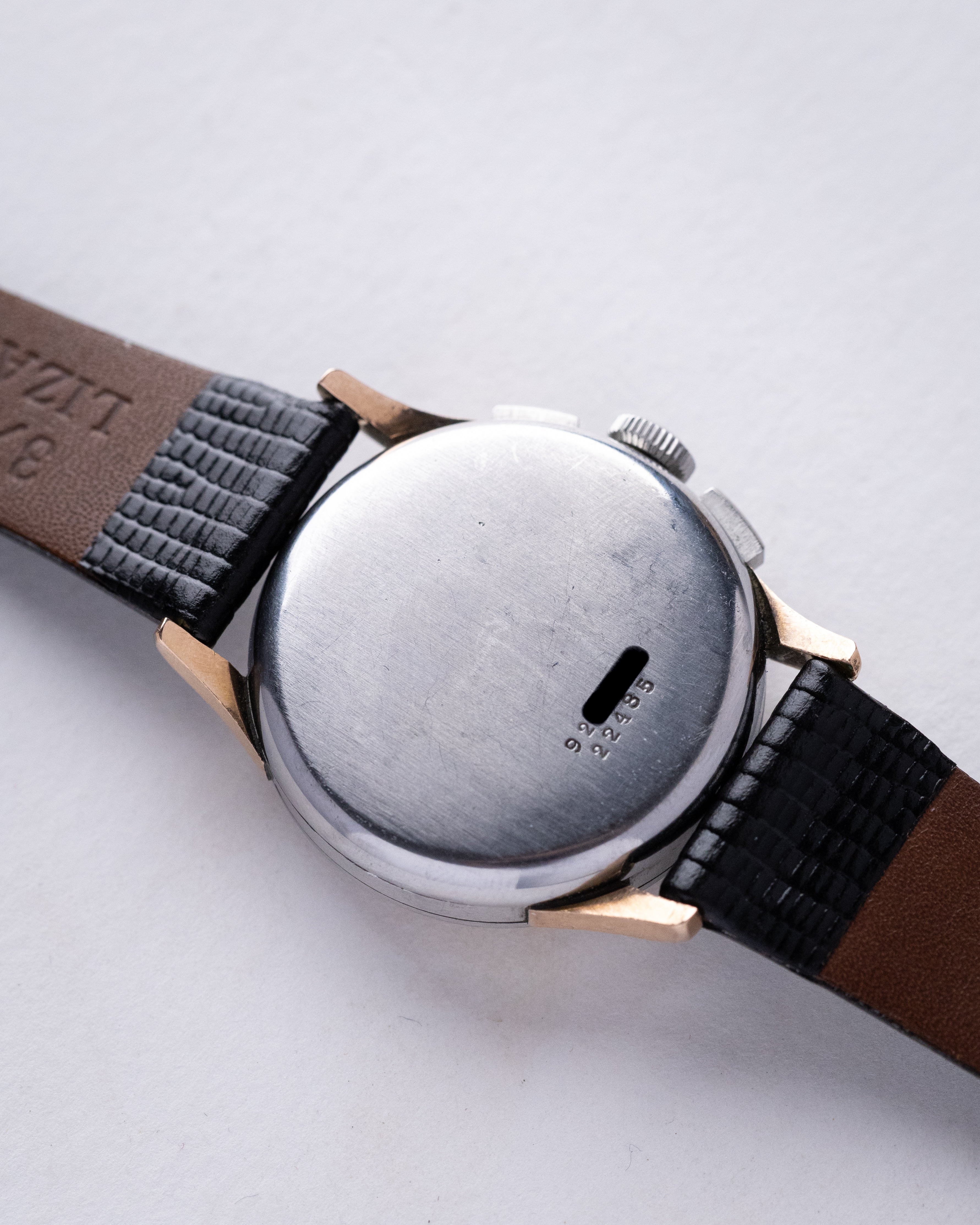 Jaeger LeCoultre Chronograph Ref. 22485 – Two - Tone Steel & 18K Rose Gold, Salmon dial, 1940s - DuMarko