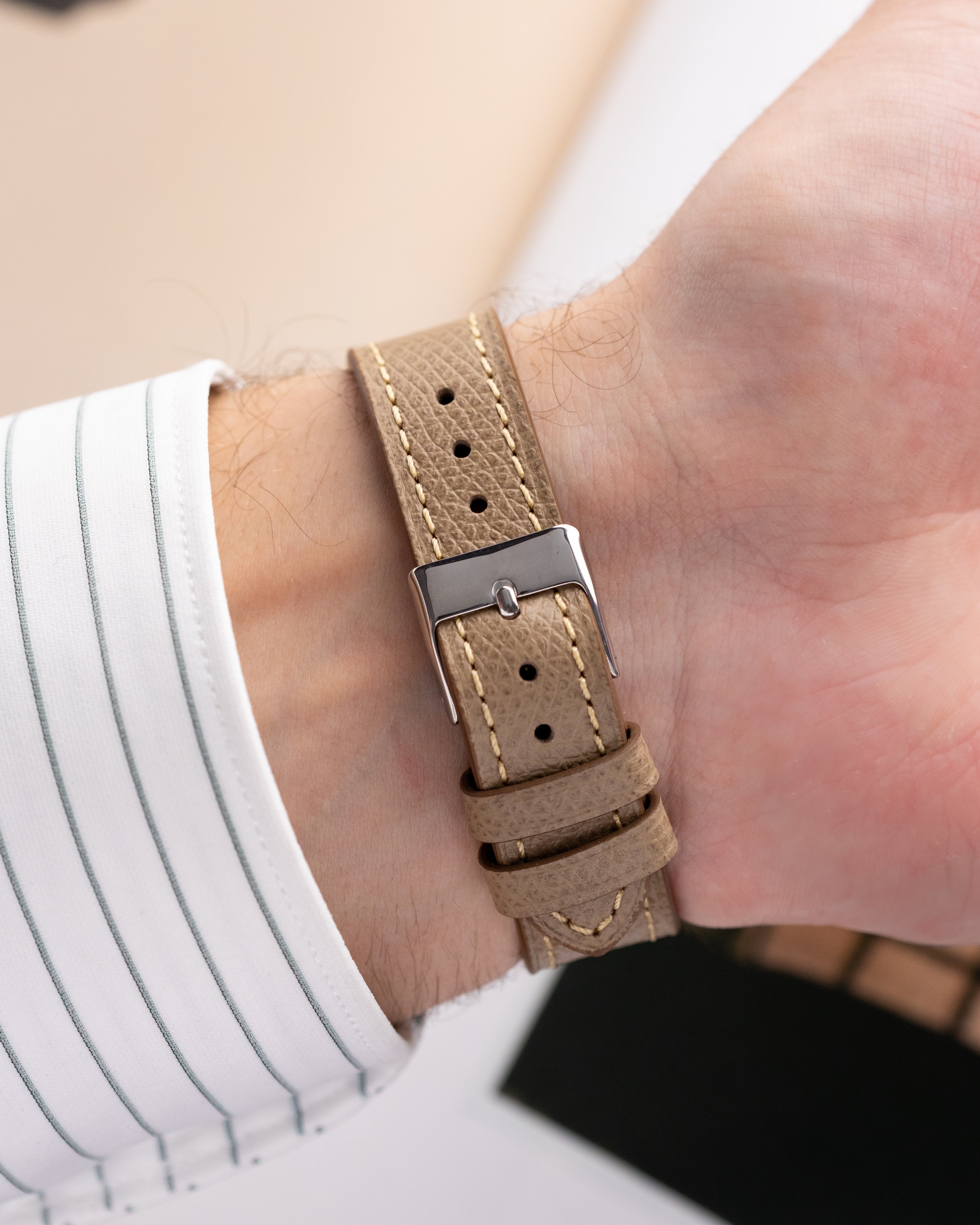 Longines Vintage Swiss Watch, Ref. 6995 - 1, Completely authentic from 1960's - DuMarko