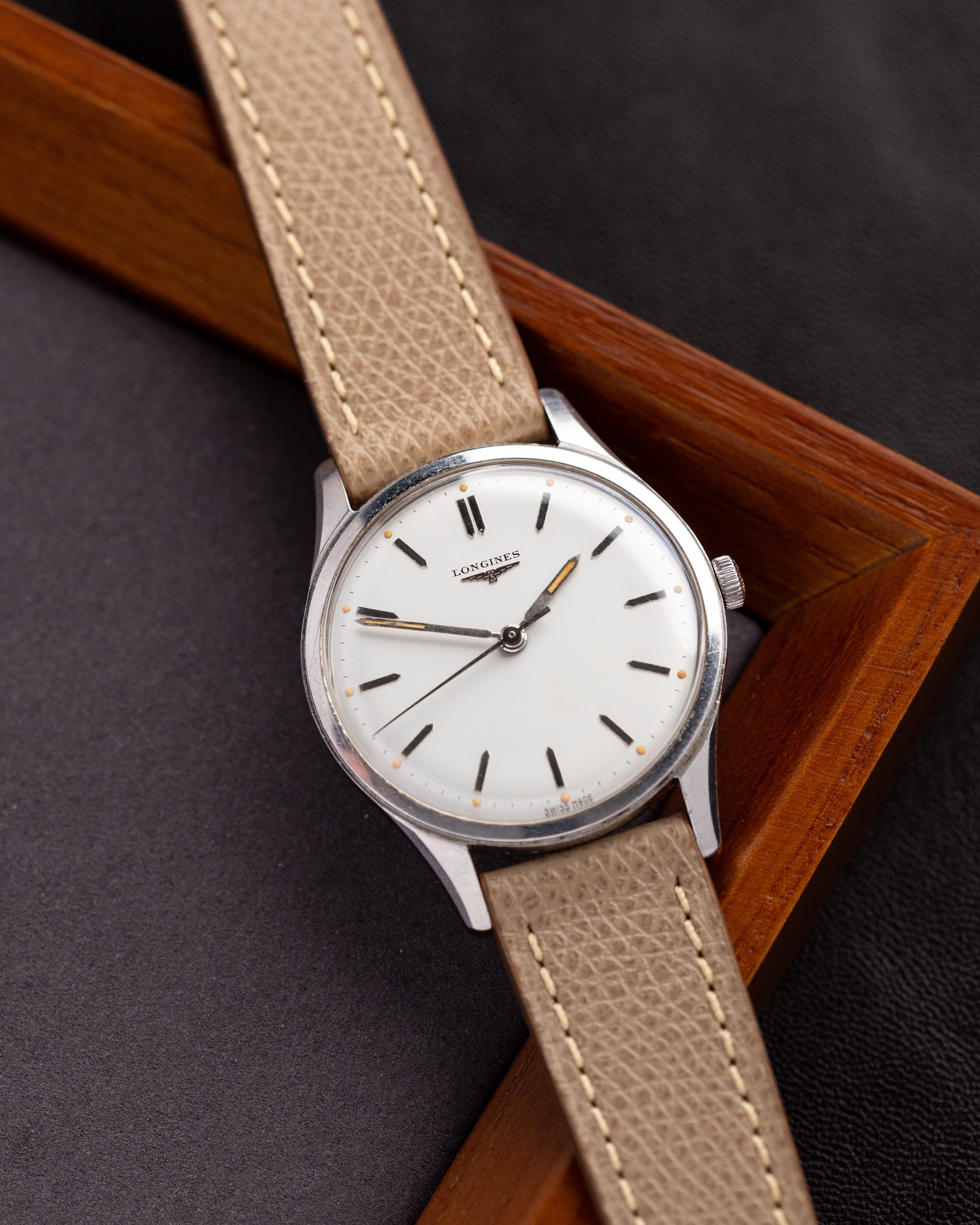 Longines Vintage Swiss Watch, Ref. 6995 - 1, Completely authentic from 1960's - DuMarko