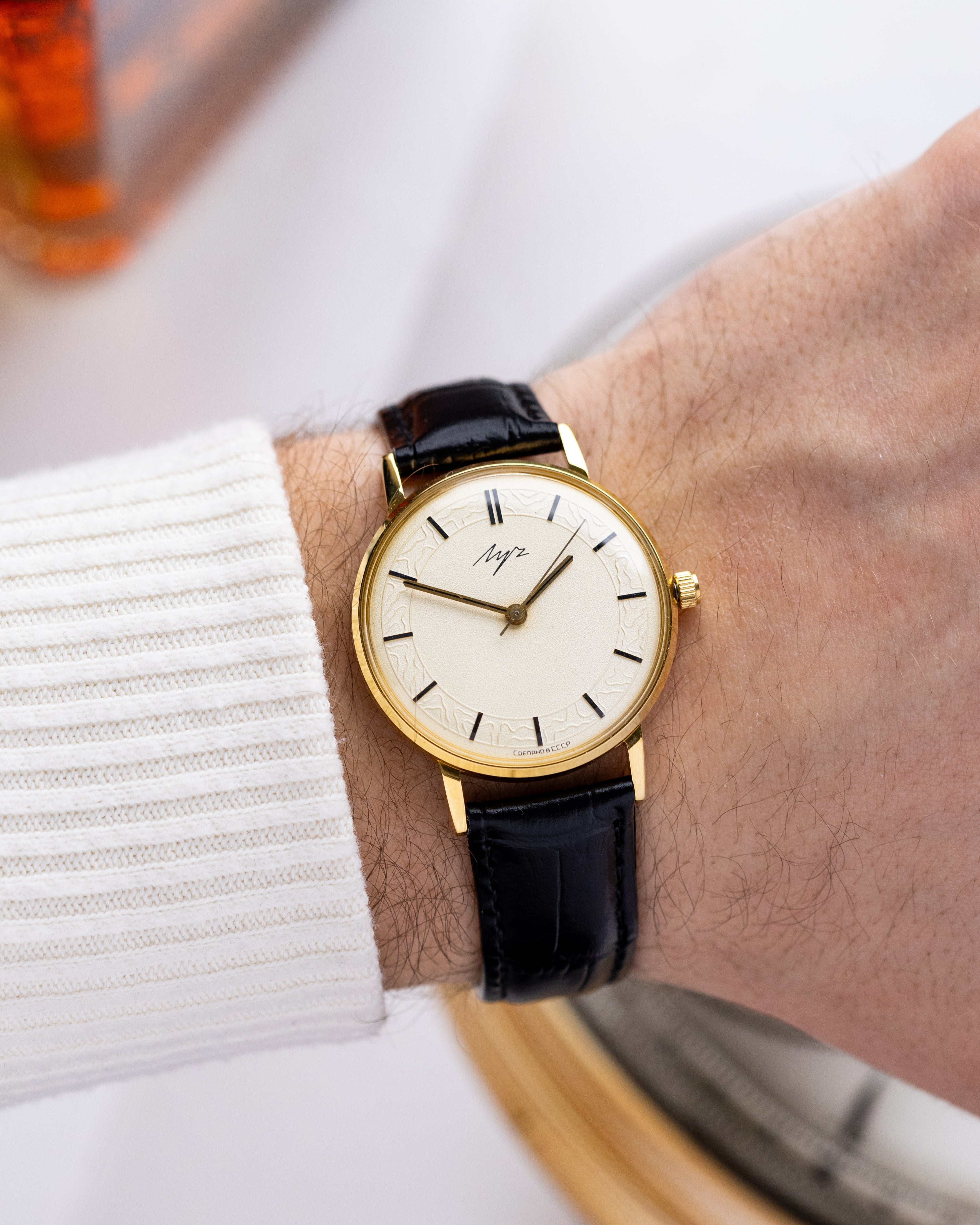 Luch Vintage Soviet Watch, Textured dial, Cal. 2209, Made in USSR - DuMarko