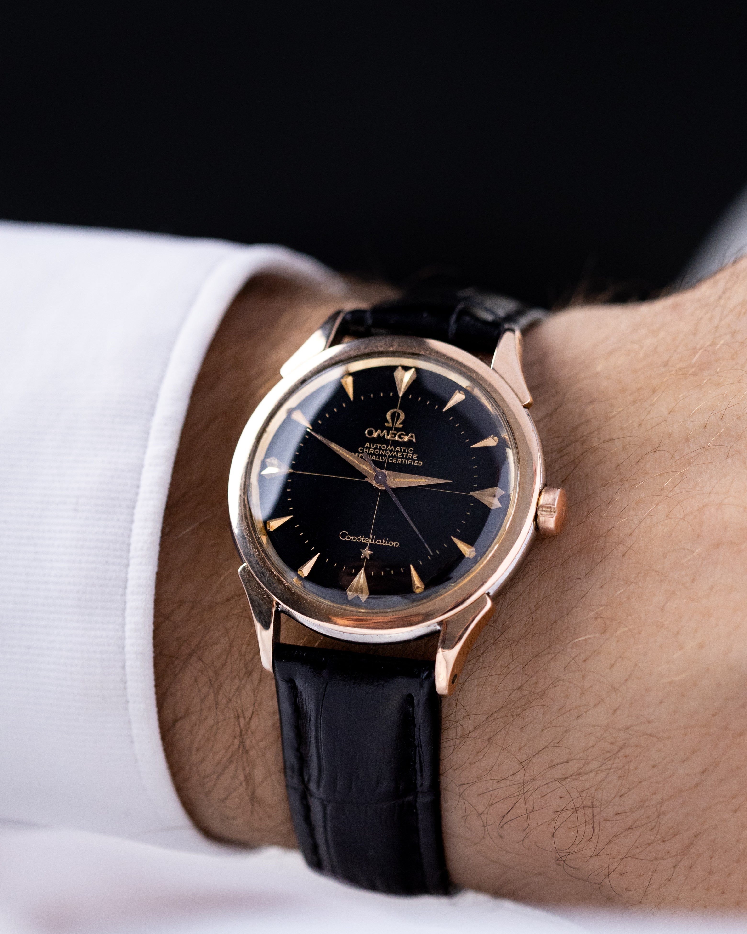 Omega Constellation, Vintage Swiss Watch, Ref. 2852 - 4 SC, Black Crosshair Dial from 1958 - DuMarko