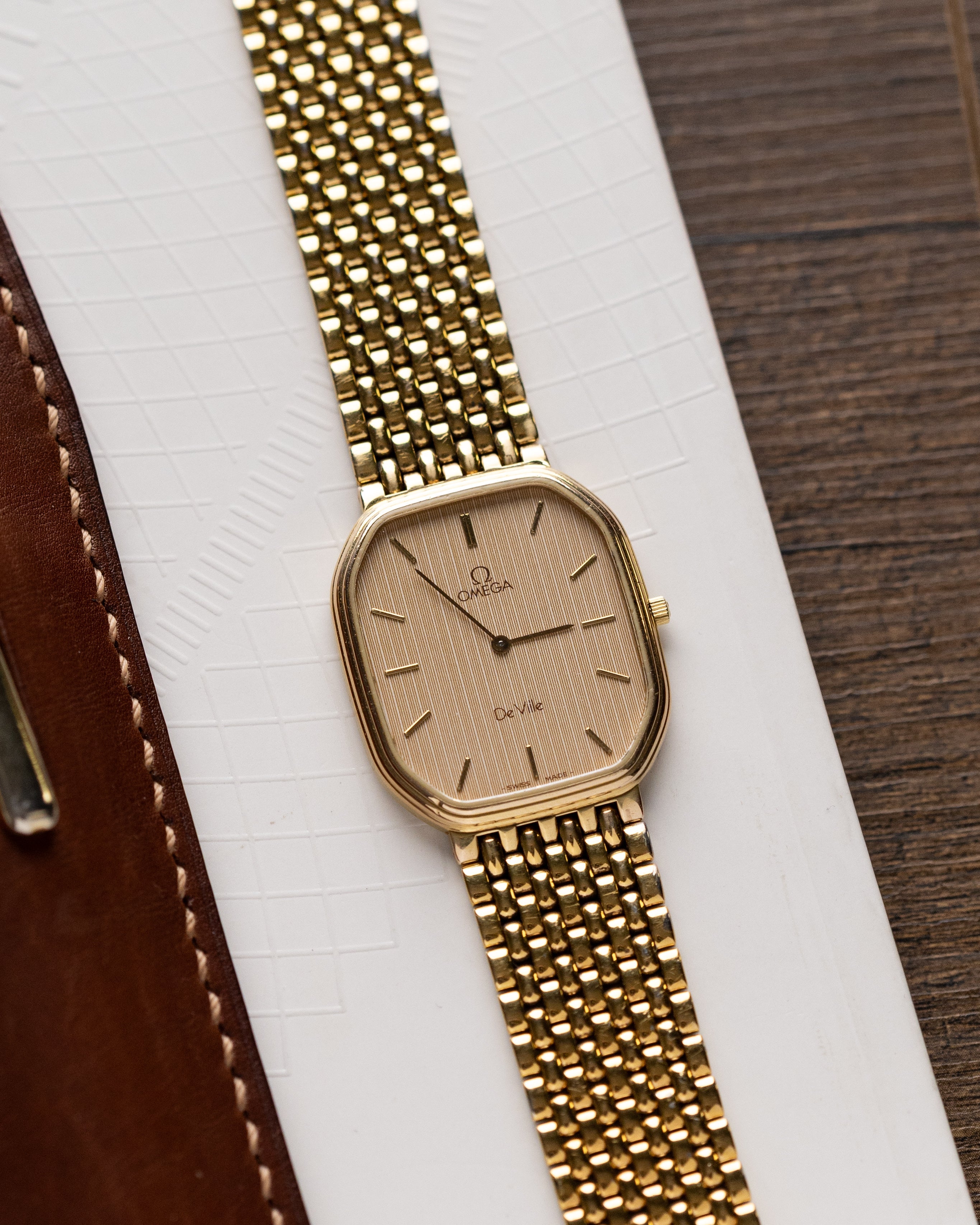 Omega De Ville Tank, Elegant dress watch, Stripped Dial, Cal. 1377 from 1982 - DuMarko