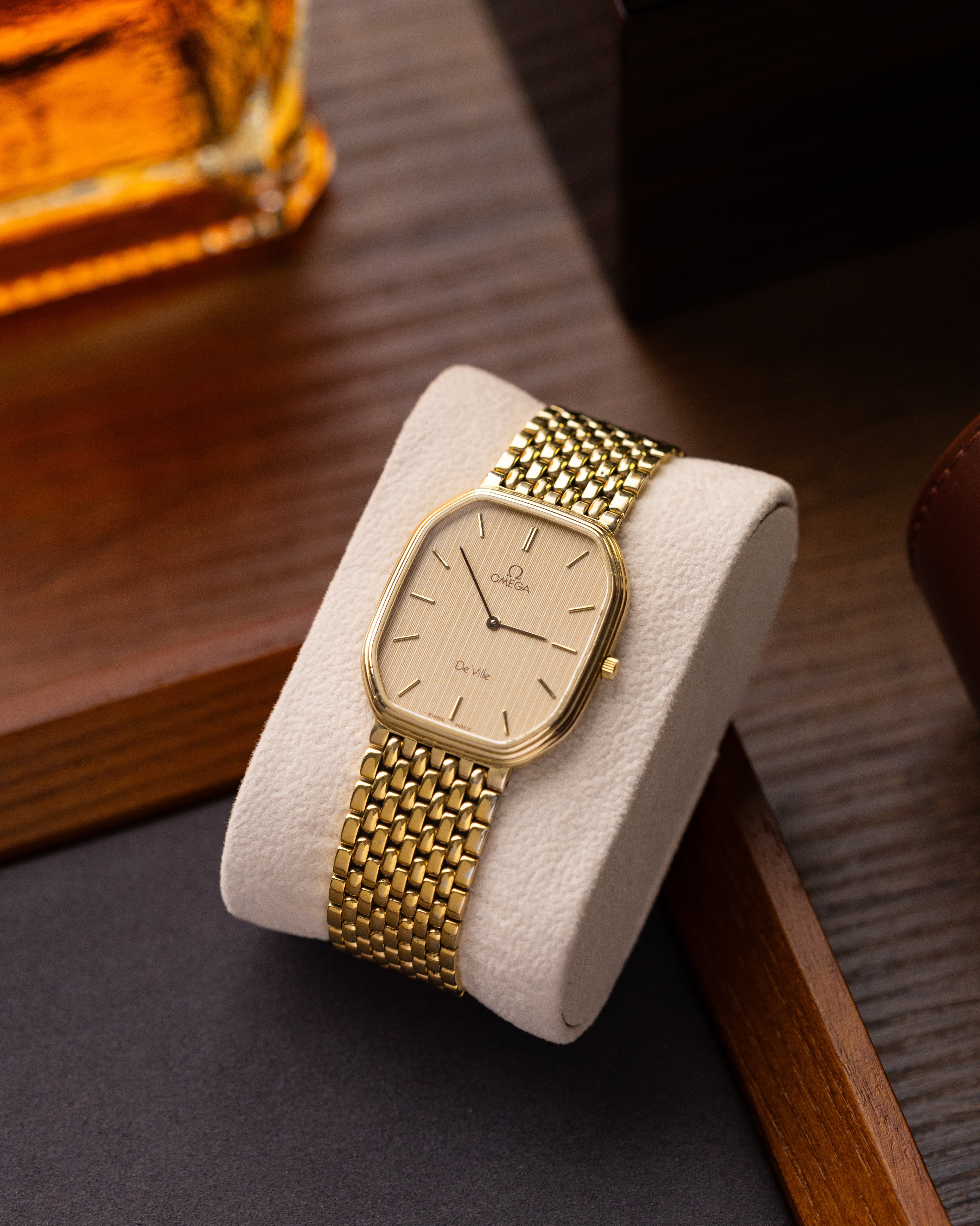 Omega De Ville Tank, Elegant dress watch, Stripped Dial, Cal. 1377 from 1982 - DuMarko