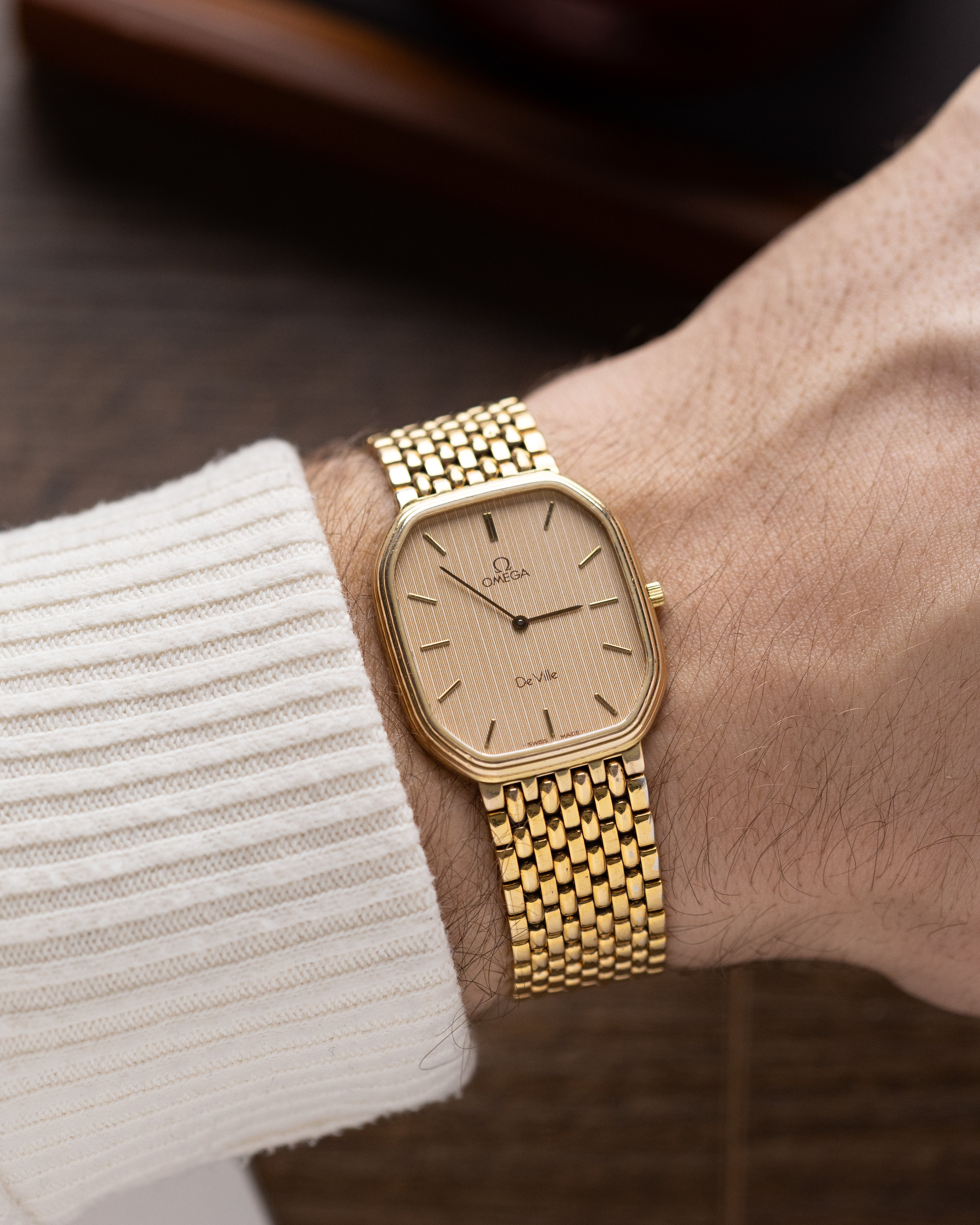 Omega De Ville Tank, Elegant dress watch, Stripped Dial, Cal. 1377 from 1982 - DuMarko