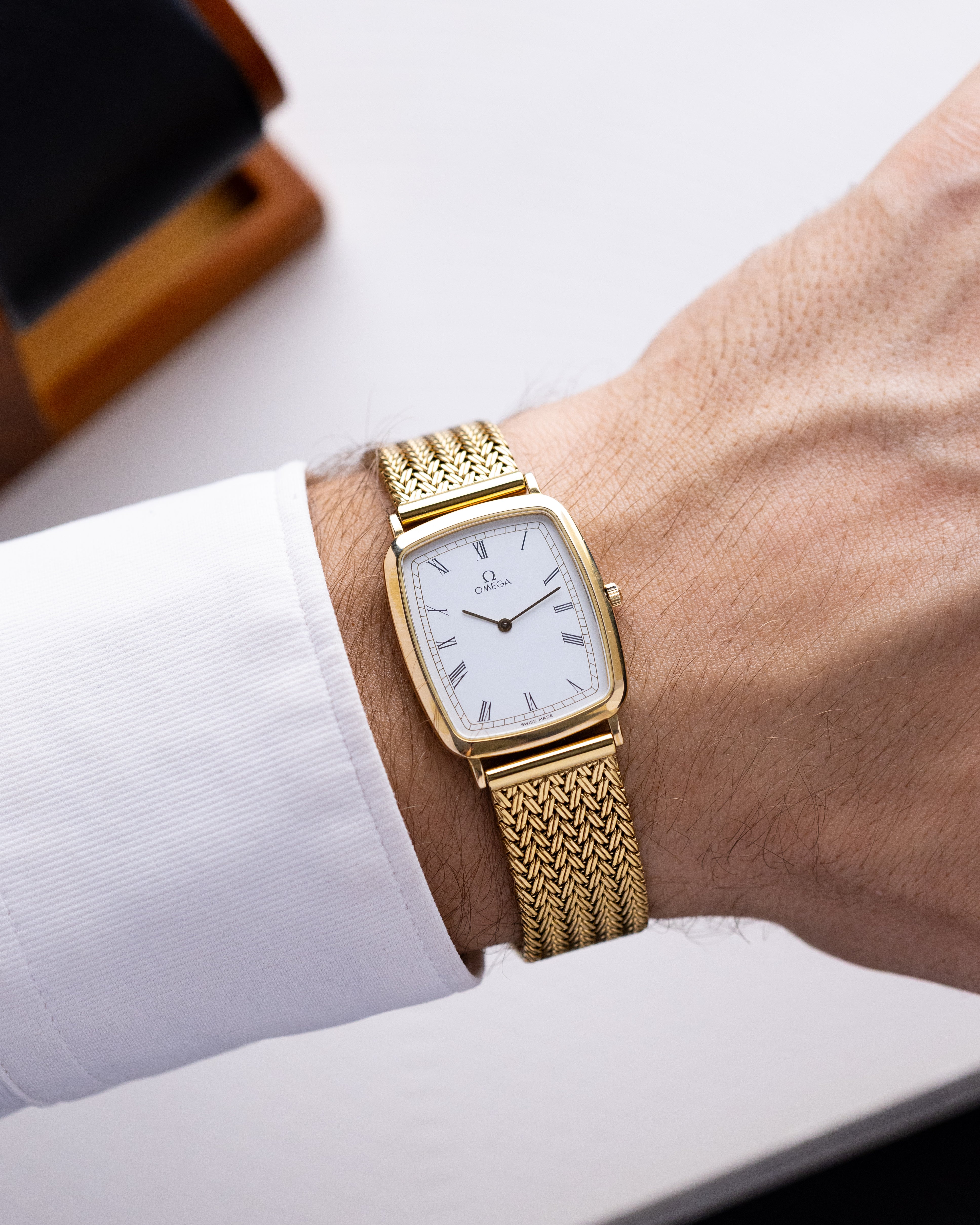 Omega De Ville, Vintage Quartz Watch, Extra Slim Dress Case from 1986 - DuMarko