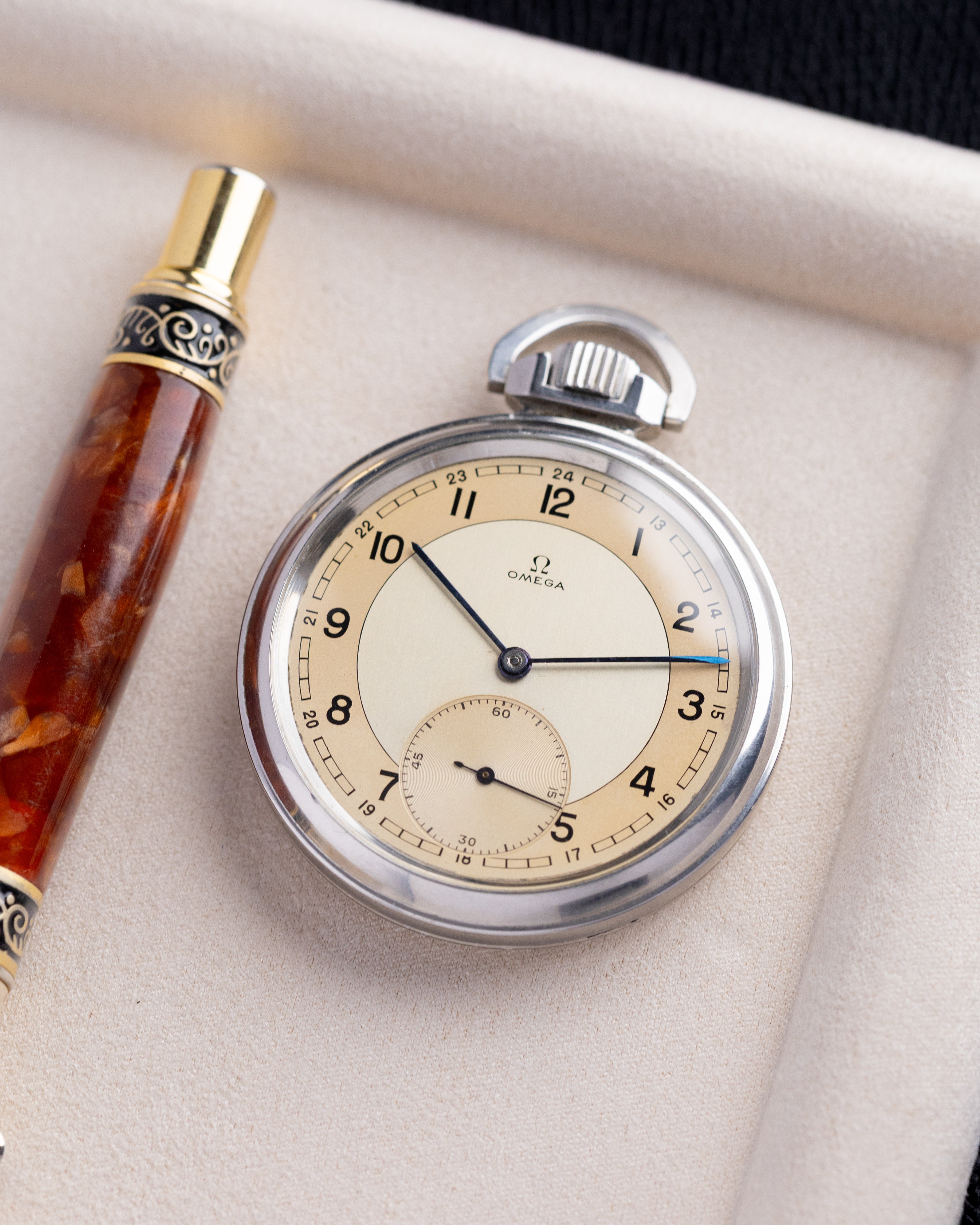 Omega "Étanche" Vintage Swiss Waterproof Pocket Watch, Cal. 38.5L.T1, Two - Tone Dial from 1939 - DuMarko