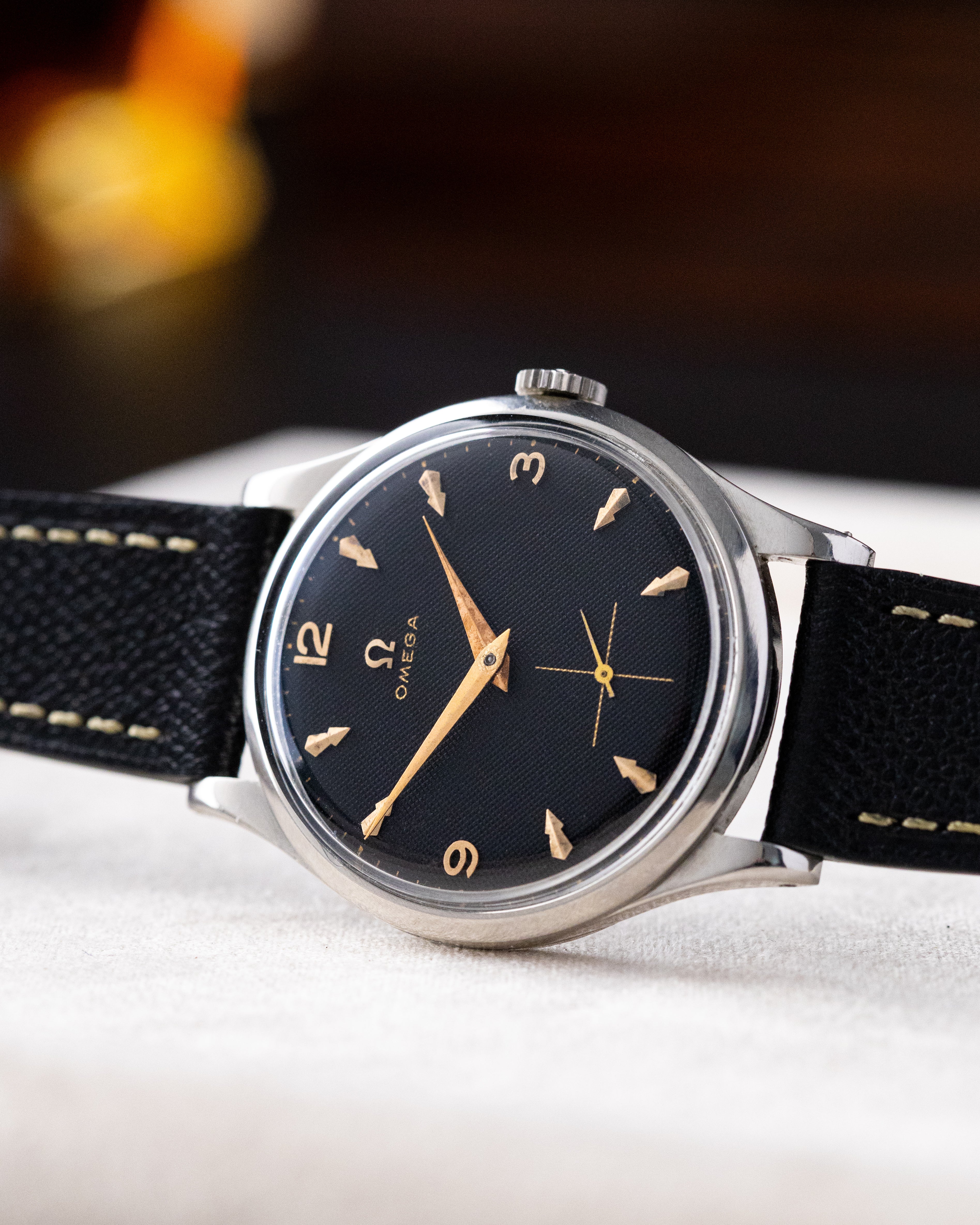 Omega Jumbo, Black Gilded Honeycomb Crosshair Dial, Vintage Swiss Watch from 1954 - DuMarko