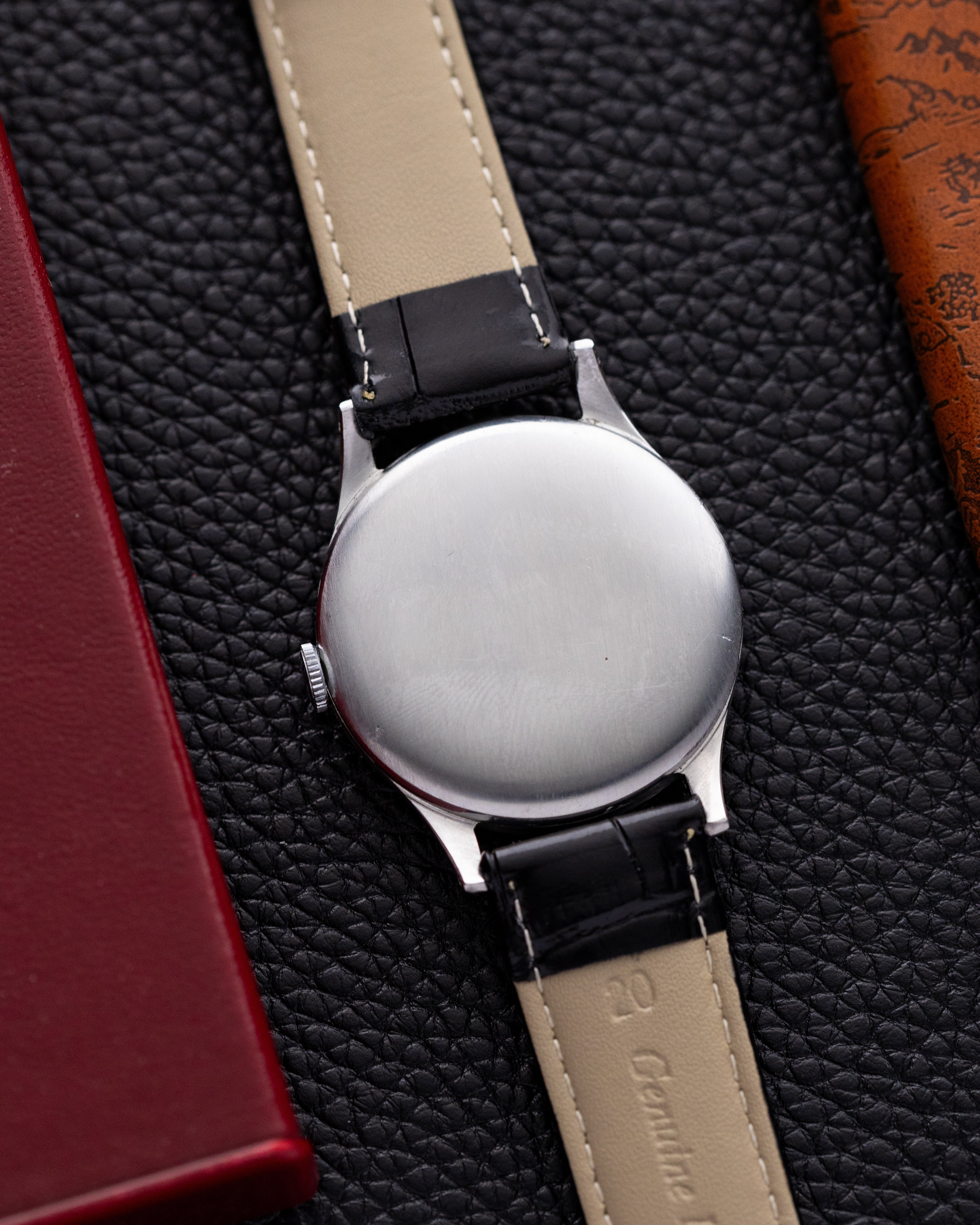 Omega Rare Vintage Swiss watch, Ref. 2181 - 5, Honeycomb Dial, Jumbo case from 1947 - DuMarko