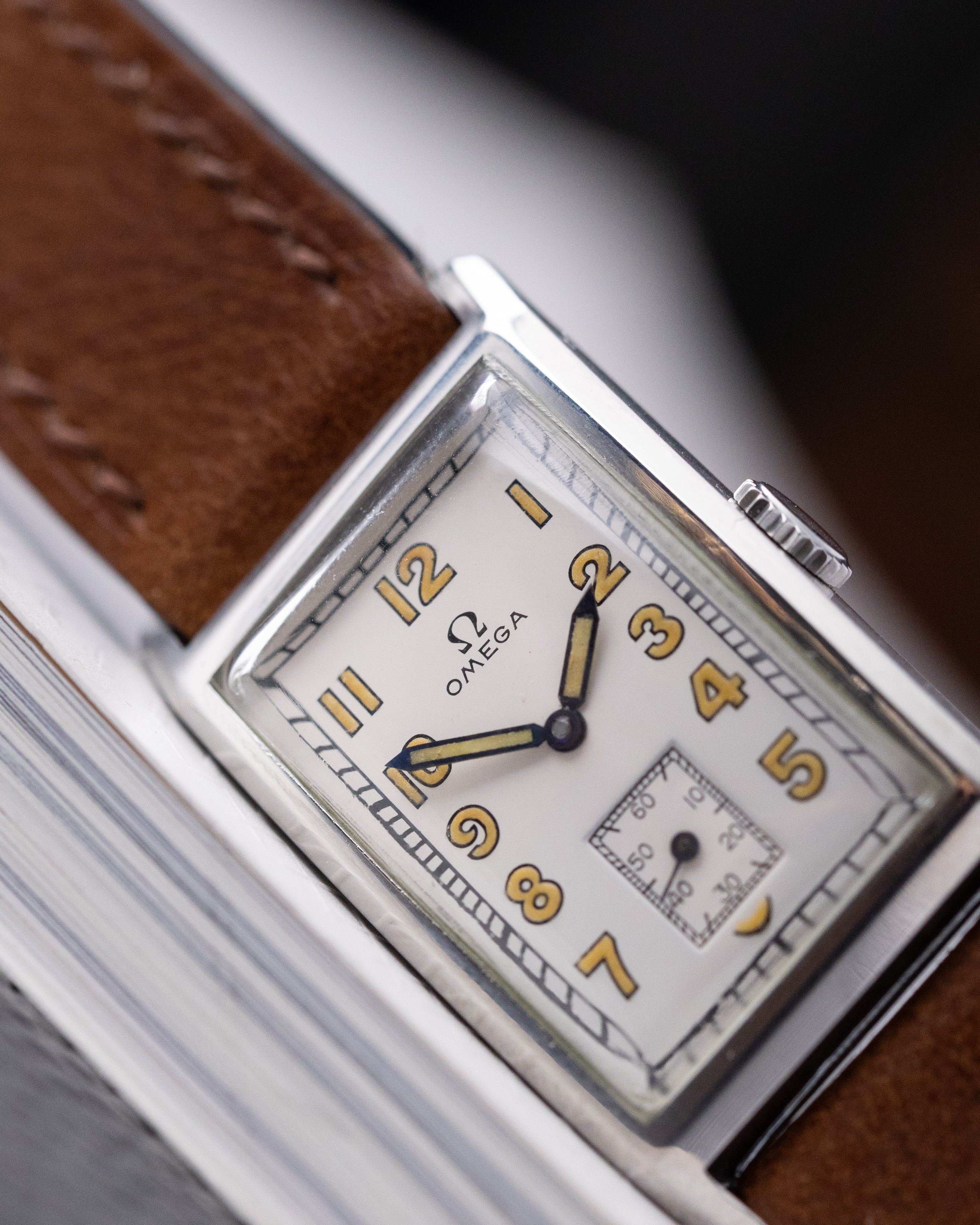 Omega Rectangular Tank, Vintage Art Deco Watch from 1930s, Cal. T17, Swiss Watch - DuMarko