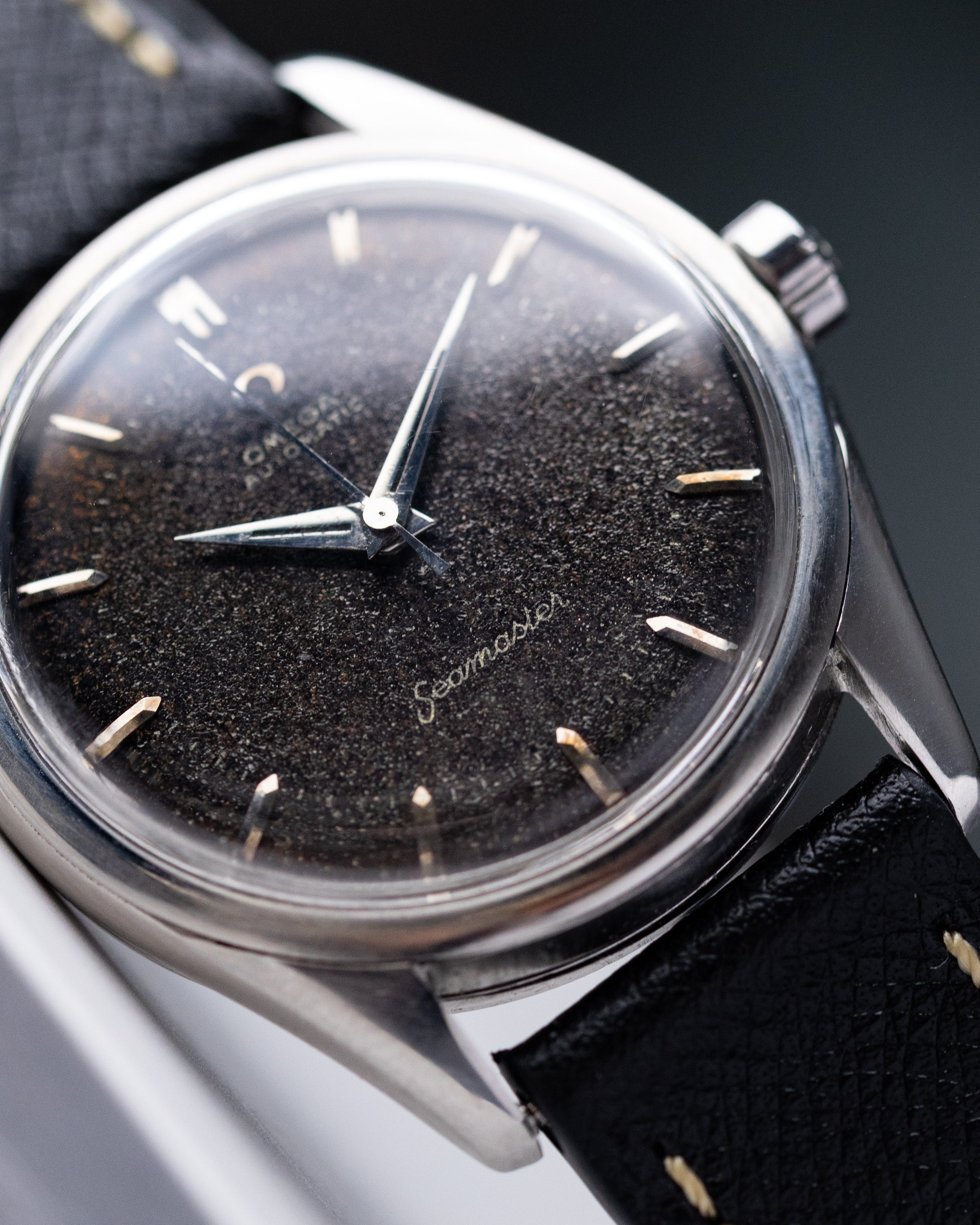 Omega Seamaster Automatic Black dial with unique metallic shimmer patina, Ref 2369.1SC from 1954 - DuMarko