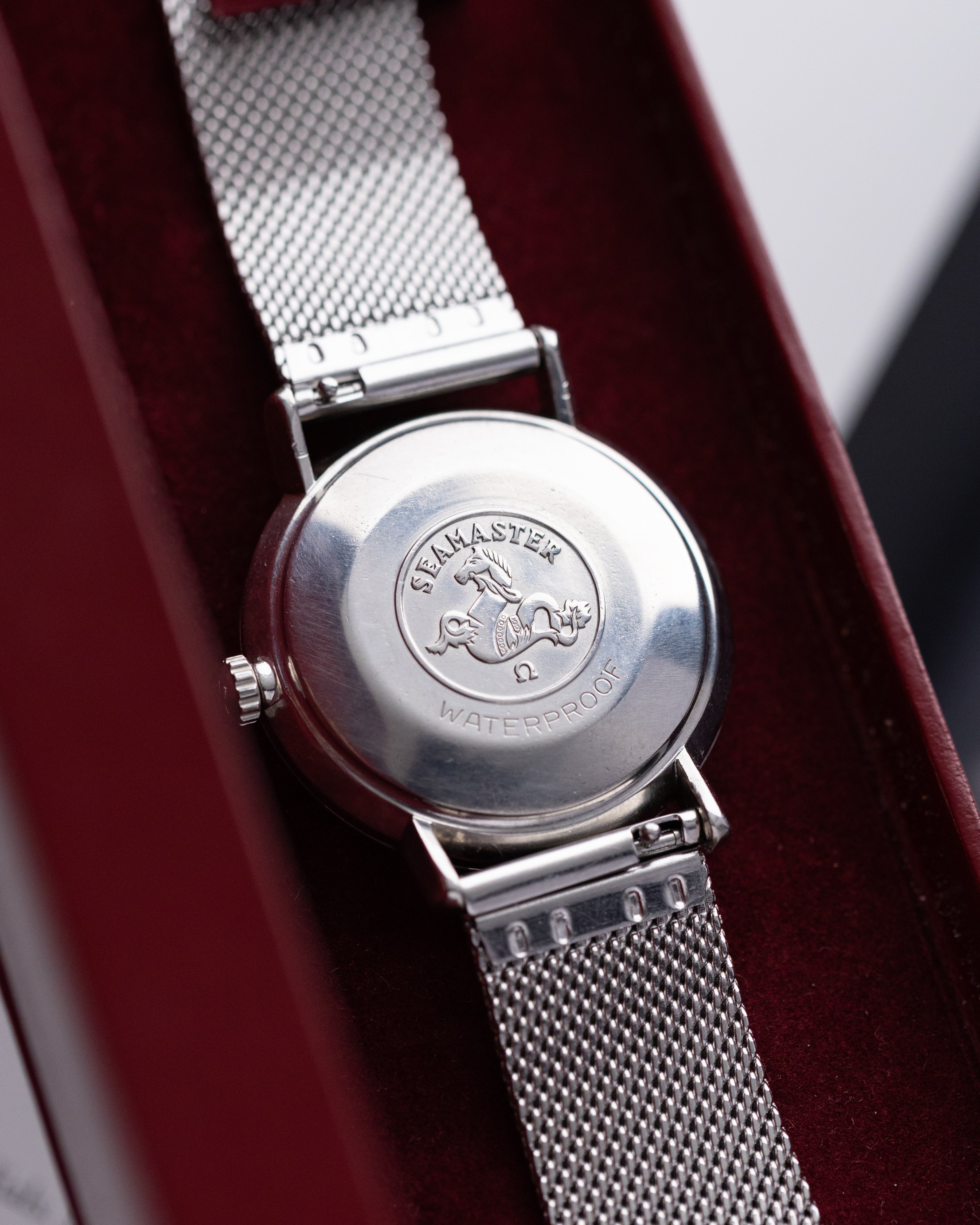 Omega Seamaster De Ville Ref. 165.020, Cal. 552, Linen Dial,Monocoque Case, Vintage Swiss Watch - DuMarko