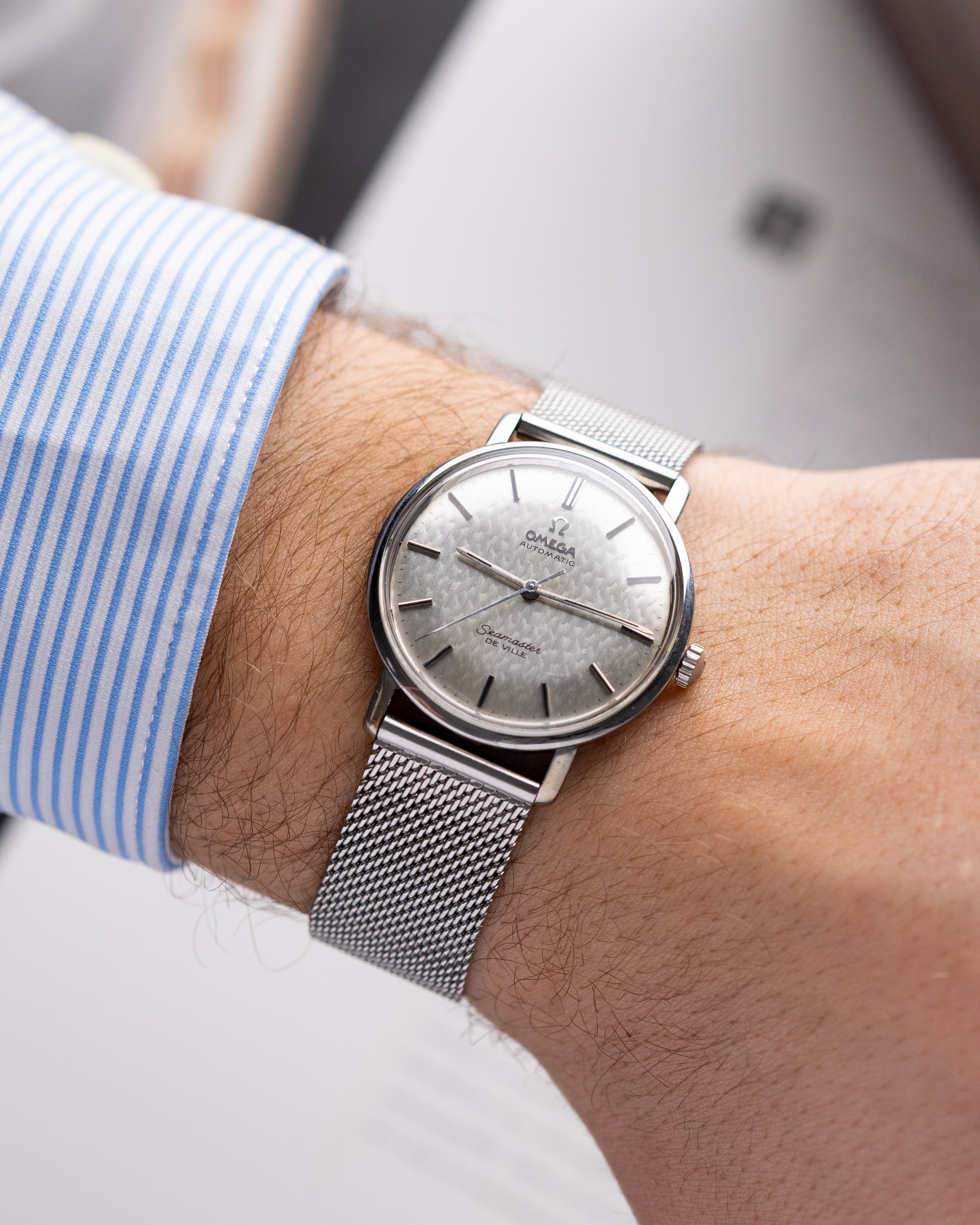 Omega Seamaster De Ville Ref. 165.020, Cal. 552, Linen Dial,Monocoque Case, Vintage Swiss Watch - DuMarko