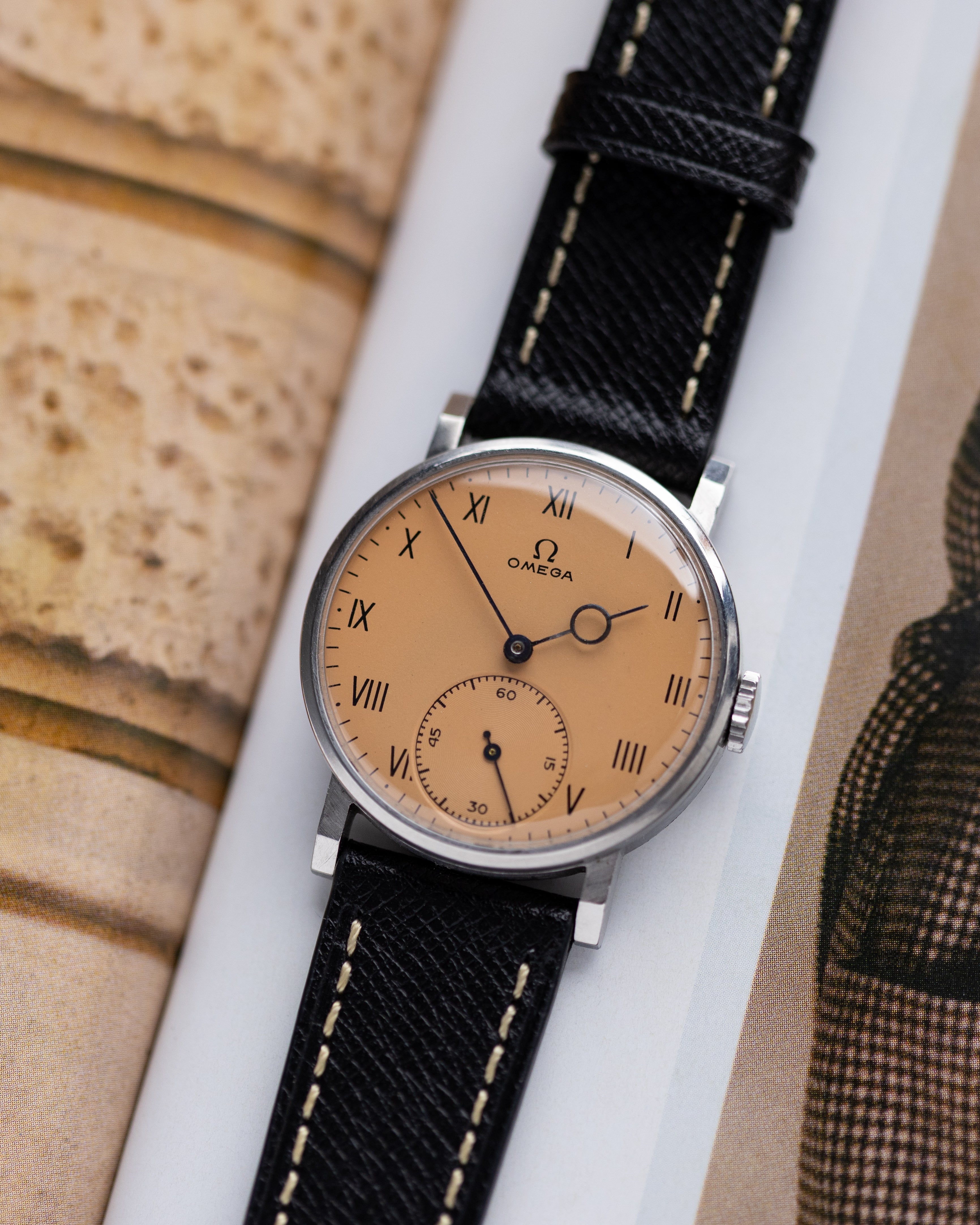 Omega Vintage Art Deco dress watch, Pontife hands, Cal. 30T2, Swiss Made, Salmon Dial from 1939 - DuMarko