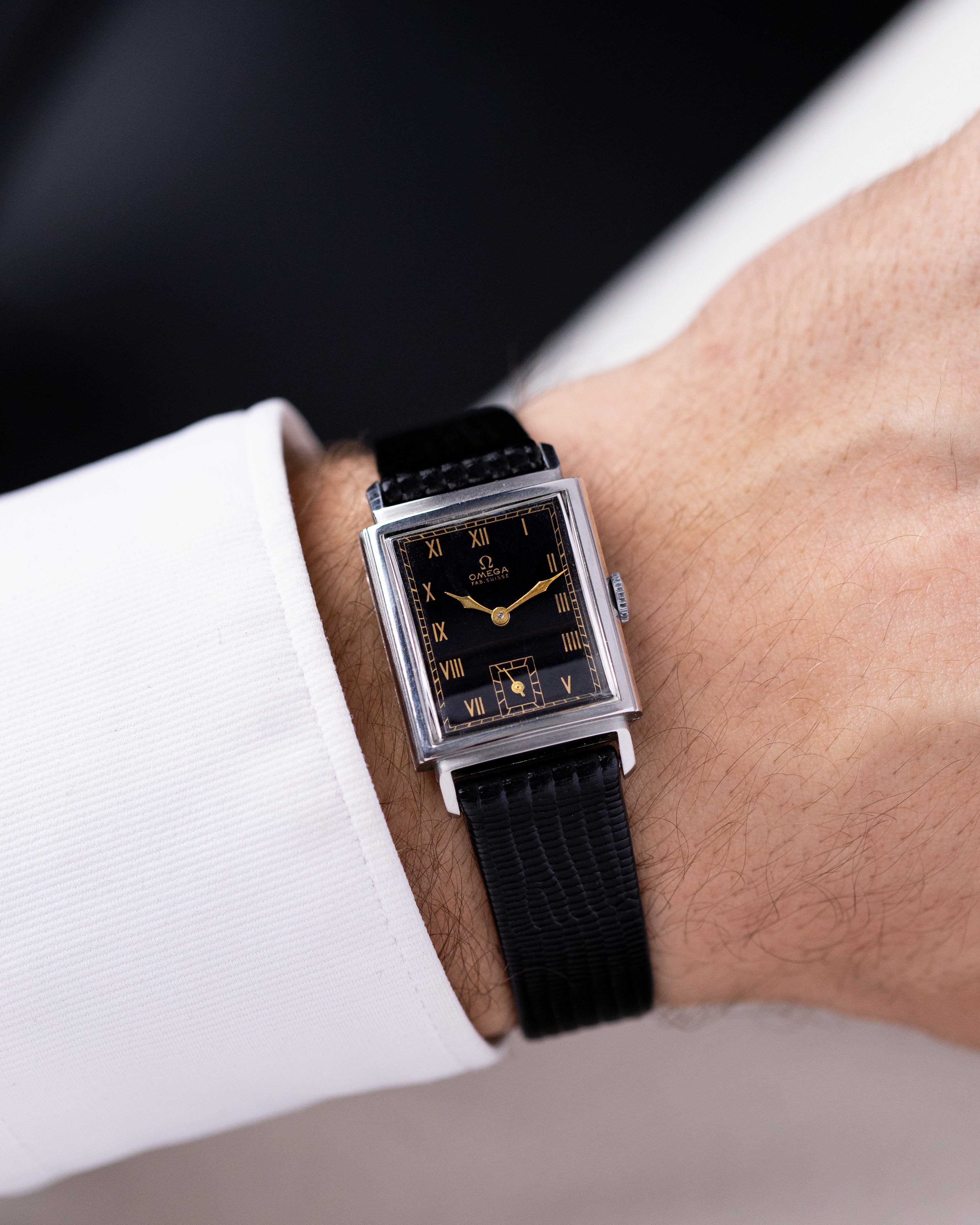 Omega Vintage Art Deco Tank, Black Gilt Dial, Roman Numerals from 1940 - DuMarko