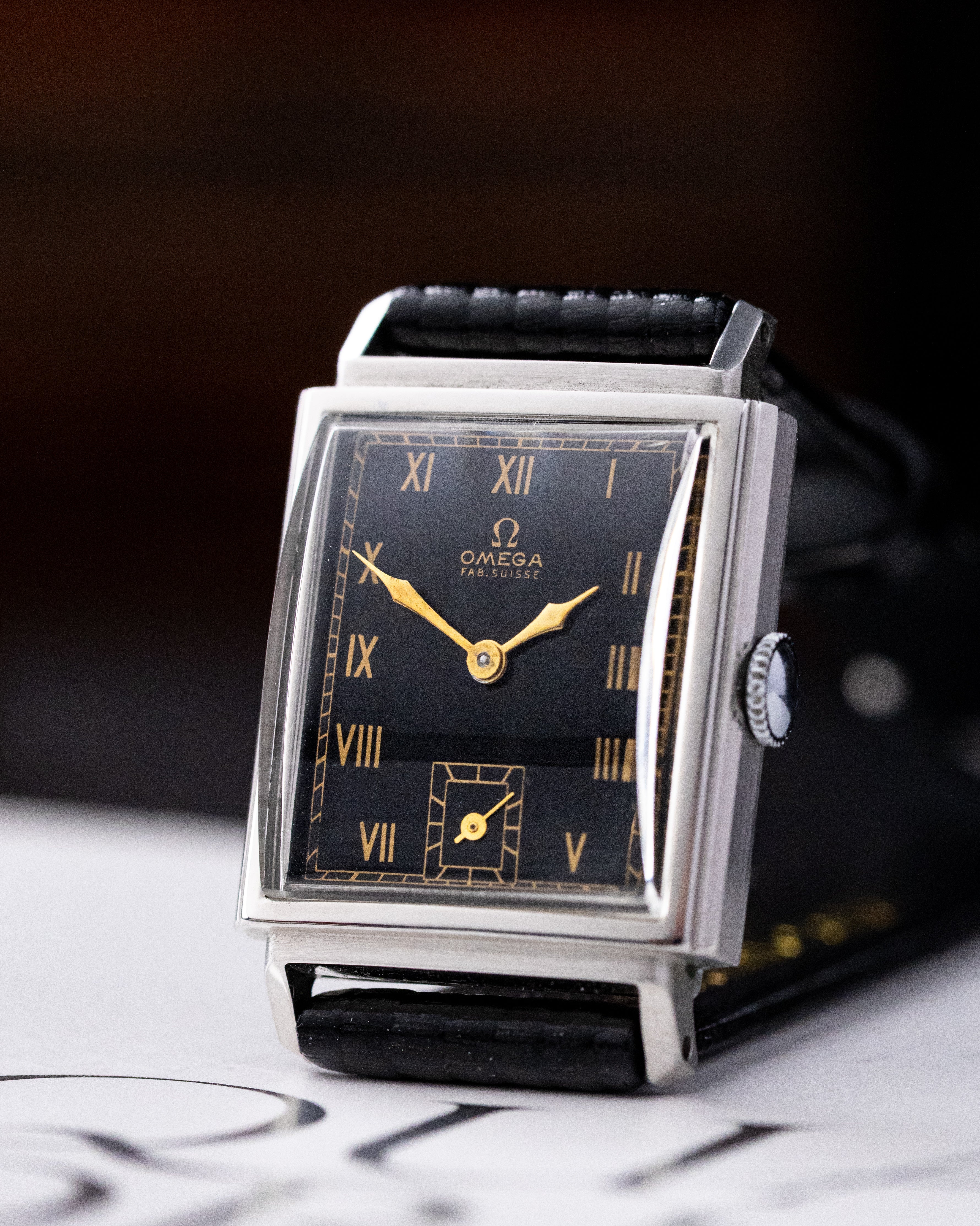 Omega Vintage Art Deco Tank, Black Gilt Dial, Roman Numerals from 1940 - DuMarko