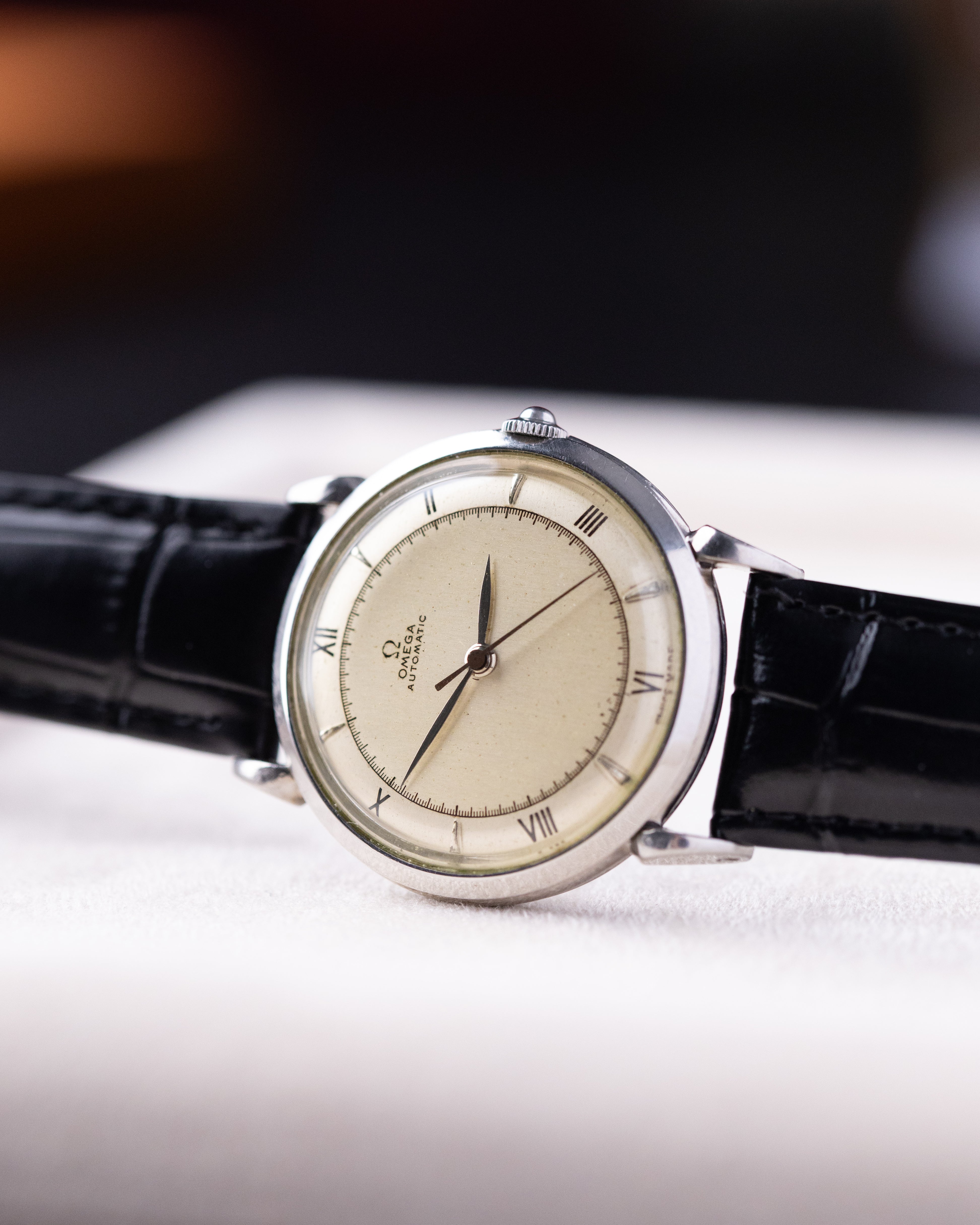 Omega Vintage Swiss Watch, Automatic Bumper 28.10 RA, Ref. 2445 - 1, Two - tone dial from 1944 - DuMarko