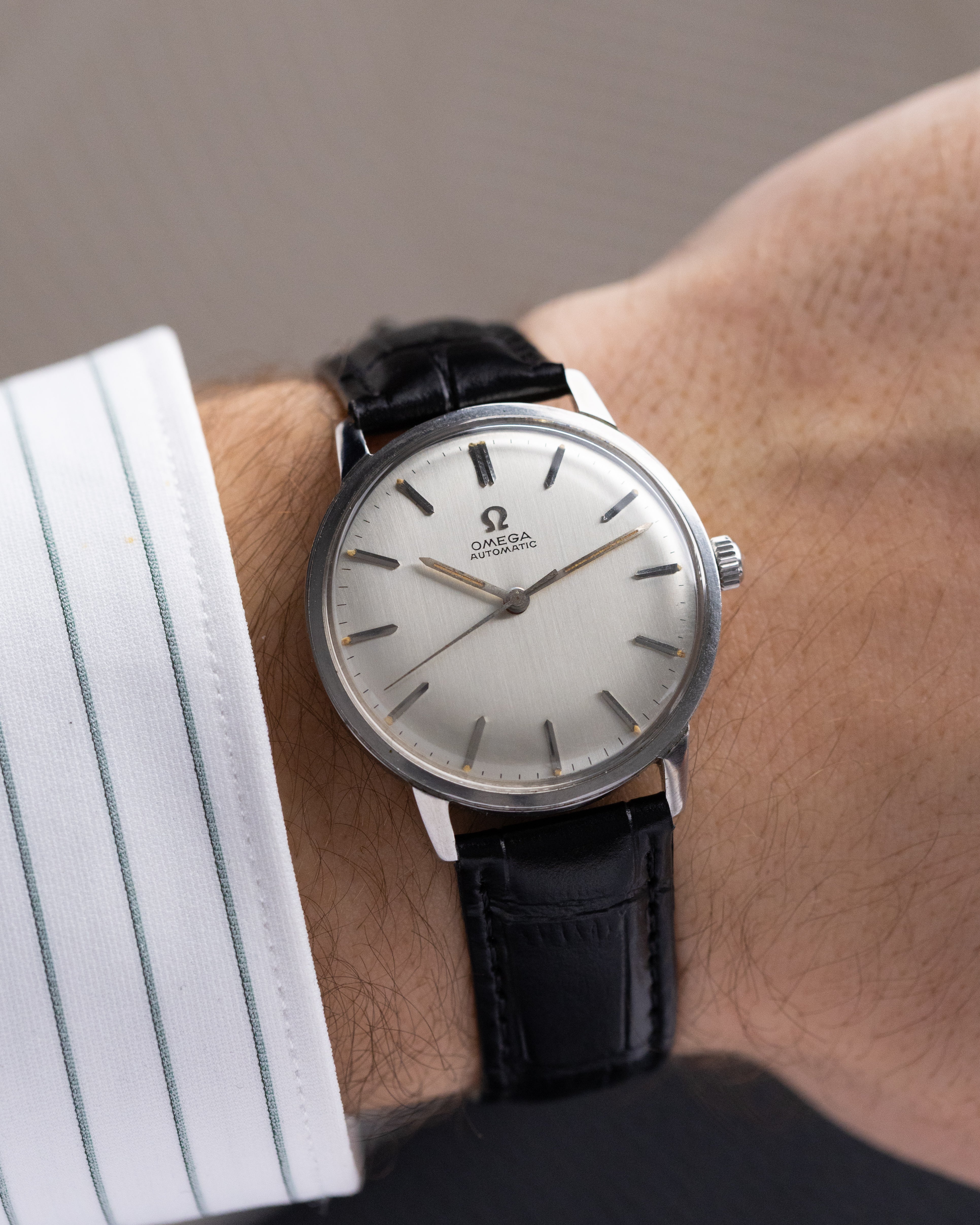 Omega Vintage Swiss Watch, Automatic Cal. 550, Original dial from 1964 - DuMarko