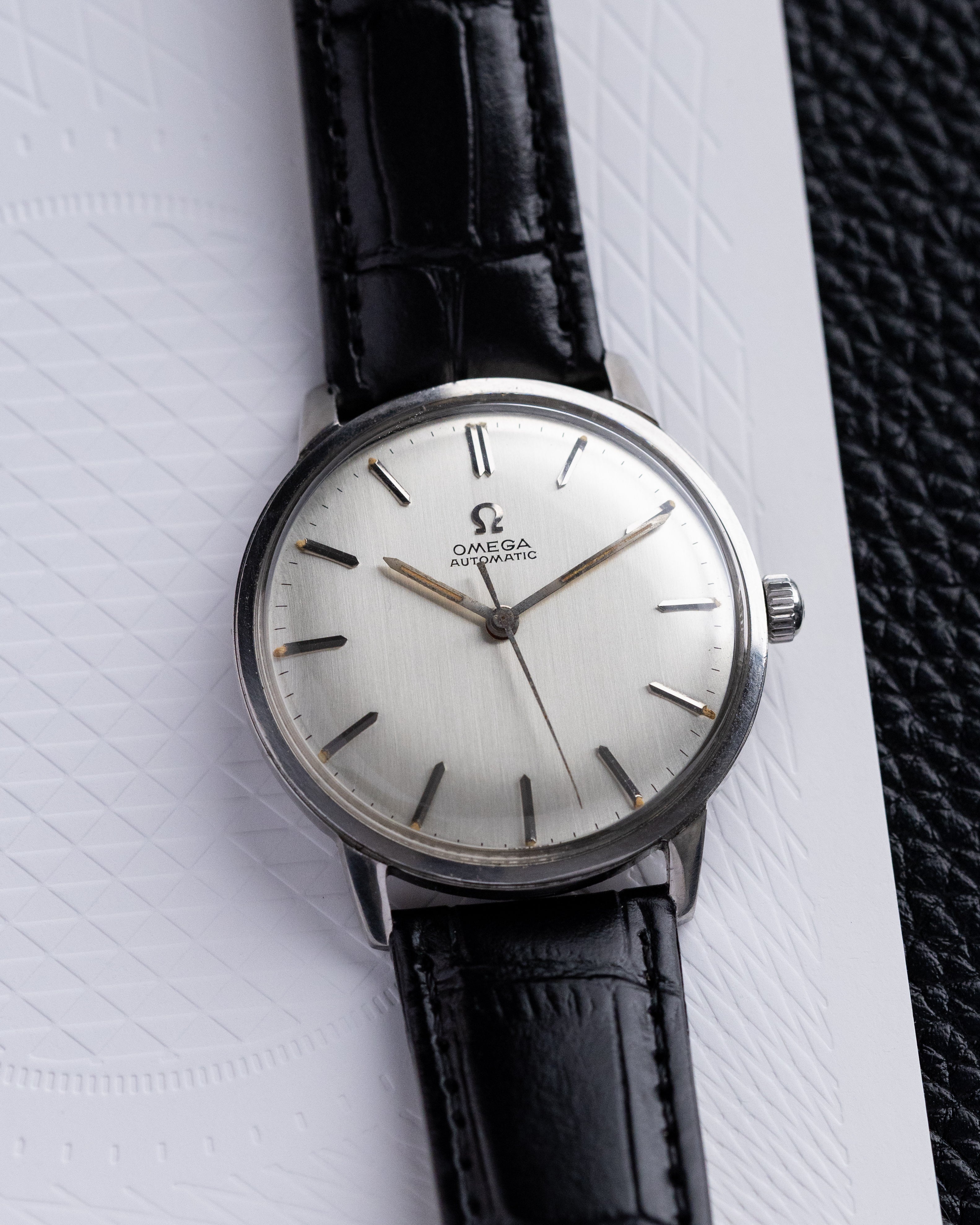 Omega Vintage Swiss Watch, Automatic Cal. 550, Original dial from 1964 - DuMarko