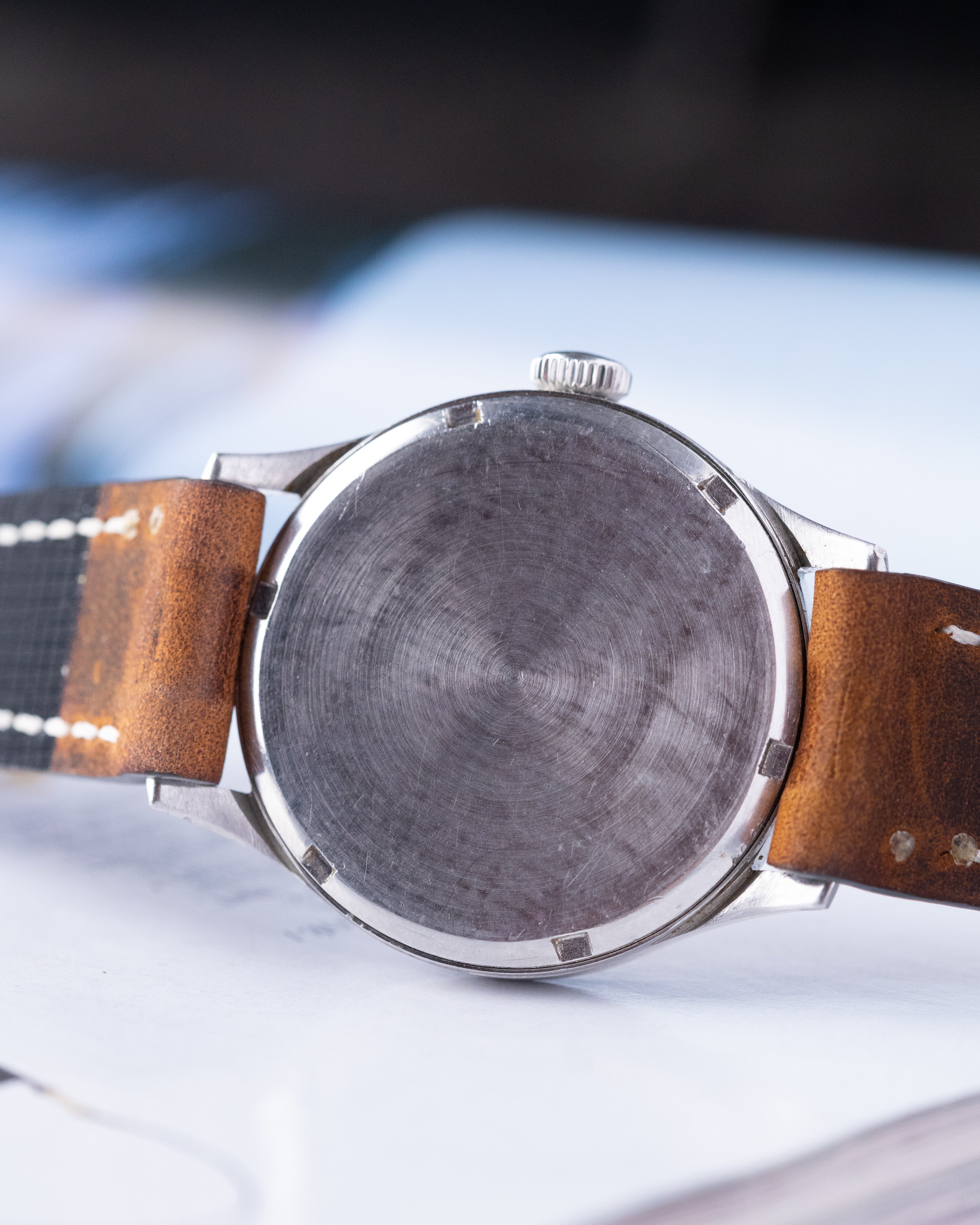 Omega Vintage Swiss watch, Radium Dial, Ref. 2179/2, Cal. 20 F from 1945 - DuMarko