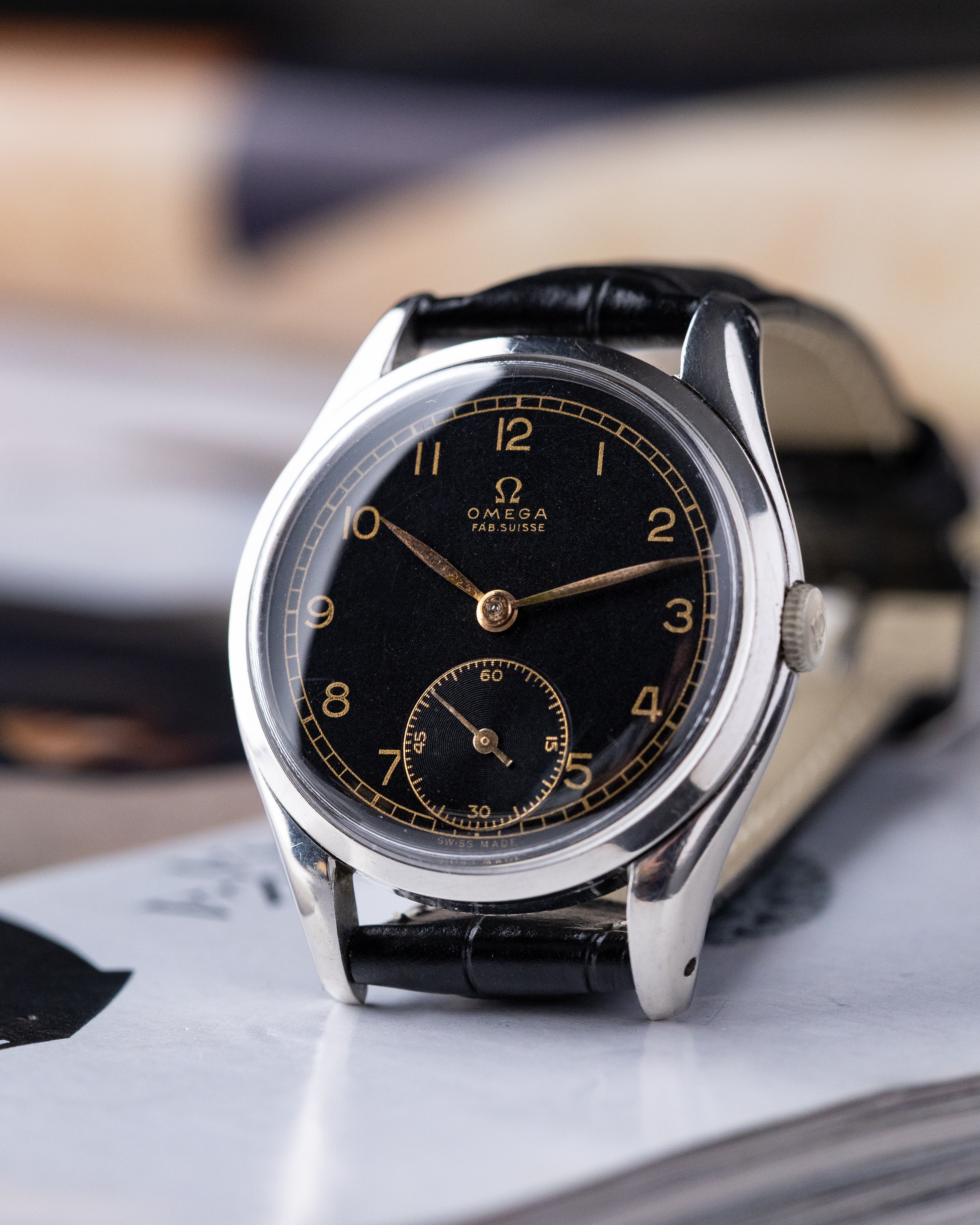 Omega Vintage Swiss Watch, Ref. 2503 - 7, Black Gilt Dial, Cal. 265 from 1947 - DuMarko