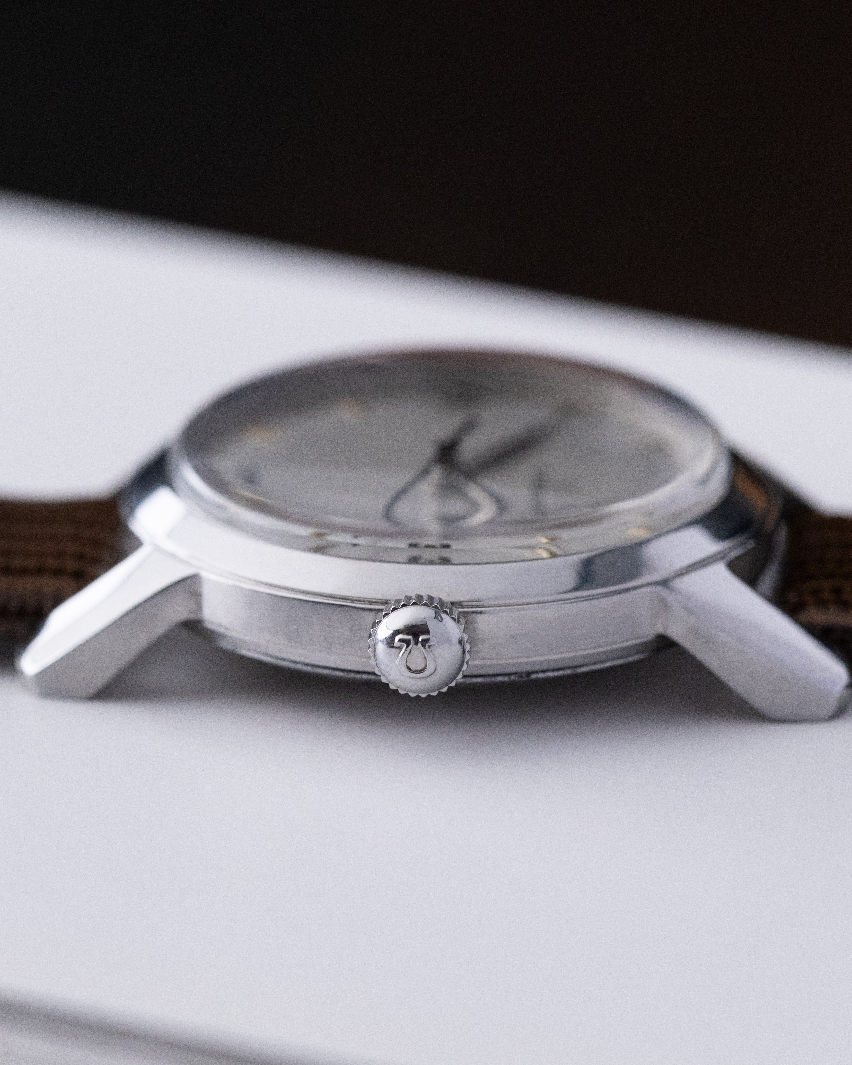 Omega Vintage Swiss Watch, Two - tone metallic dial, Ref. 2474 - 2, Cal. 28SC from 1947 - DuMarko