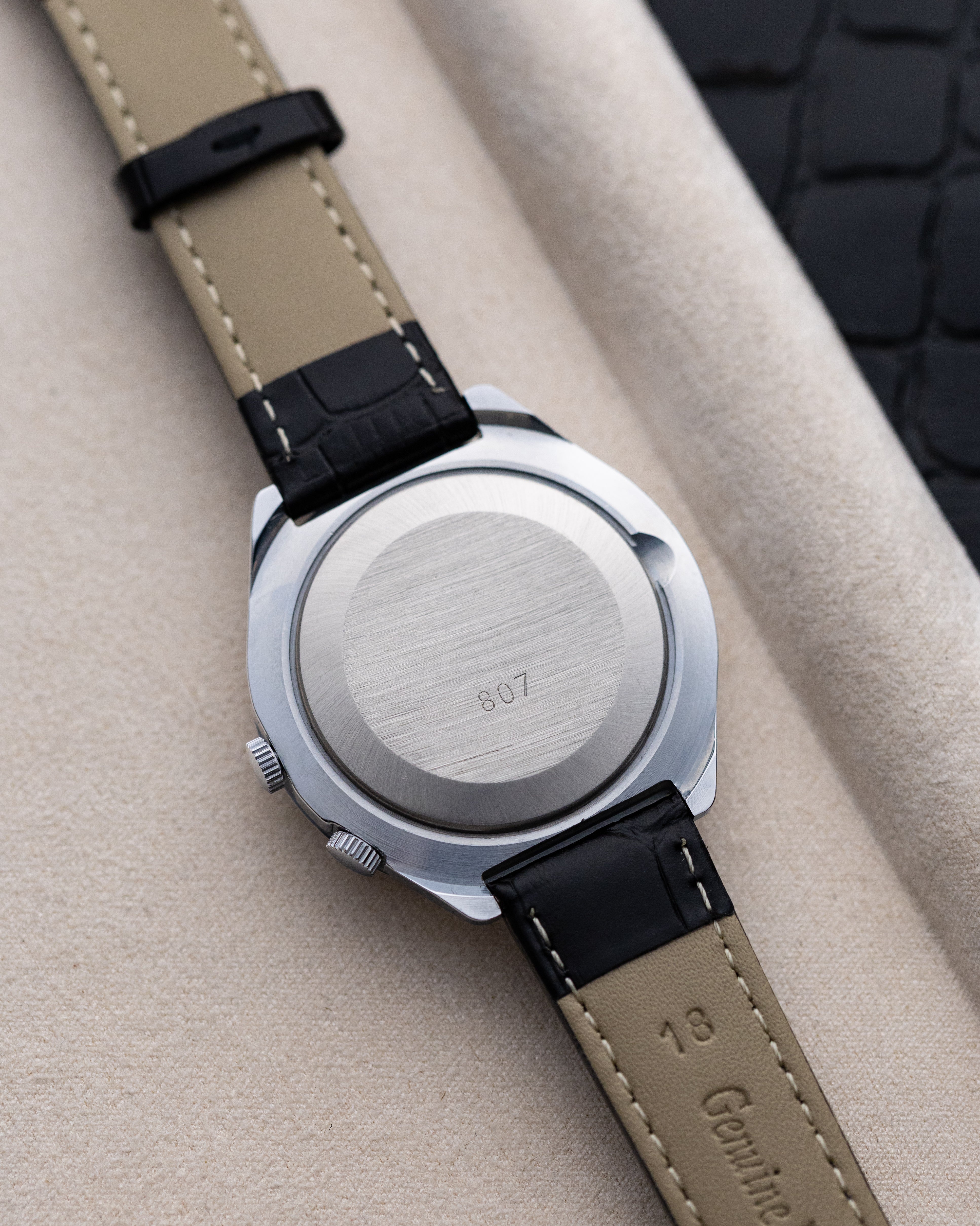 Raketa NOS Vintage watch 24 hours Original dial Oversize case 40 mm from 1970's - DuMarko