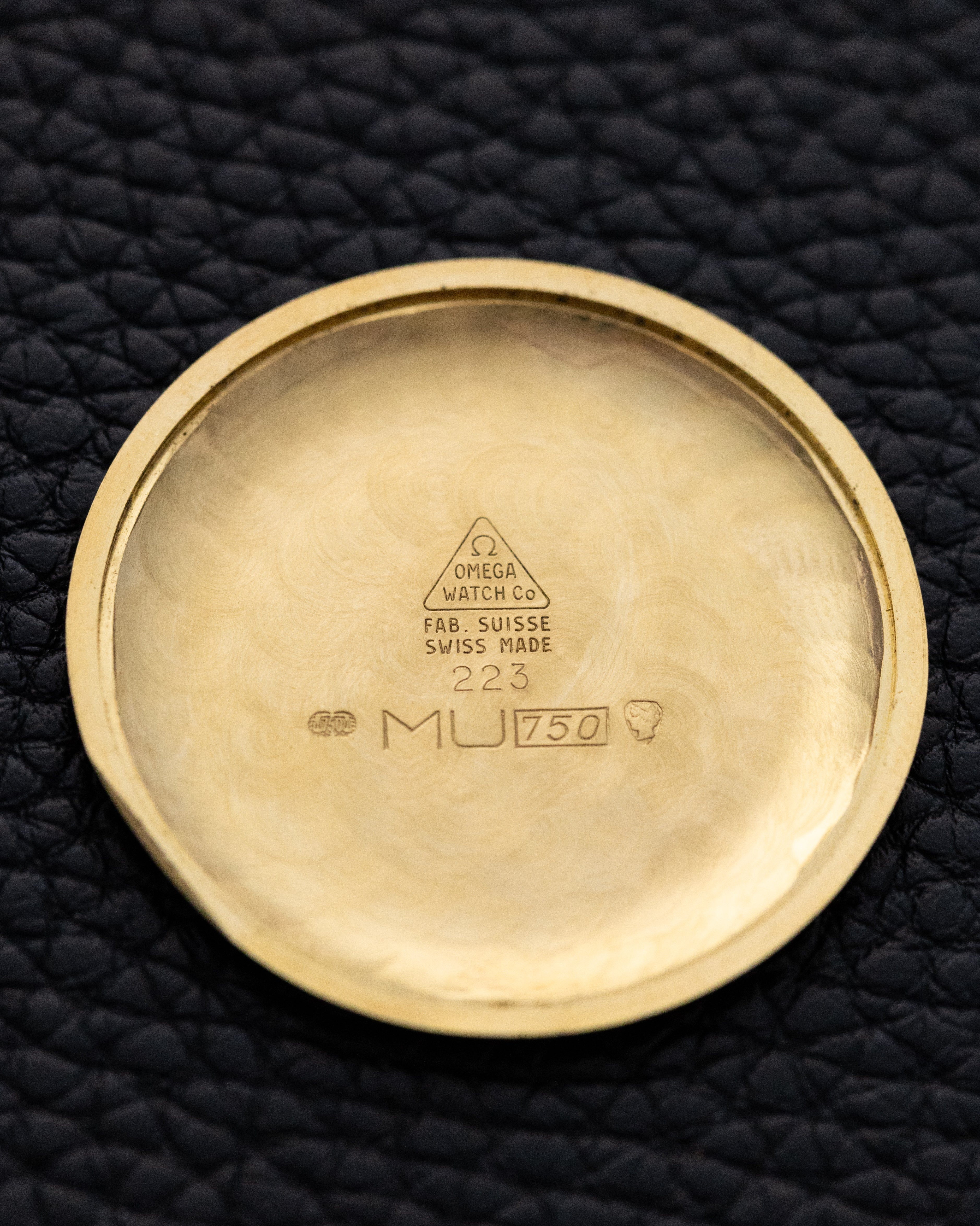 Rare Vintage Omega Cosmic, Swiss Watch, Ref. 2471/2, 18K Solid Gold Case, Triple Calendar Moonphase from 1952 - DuMarko