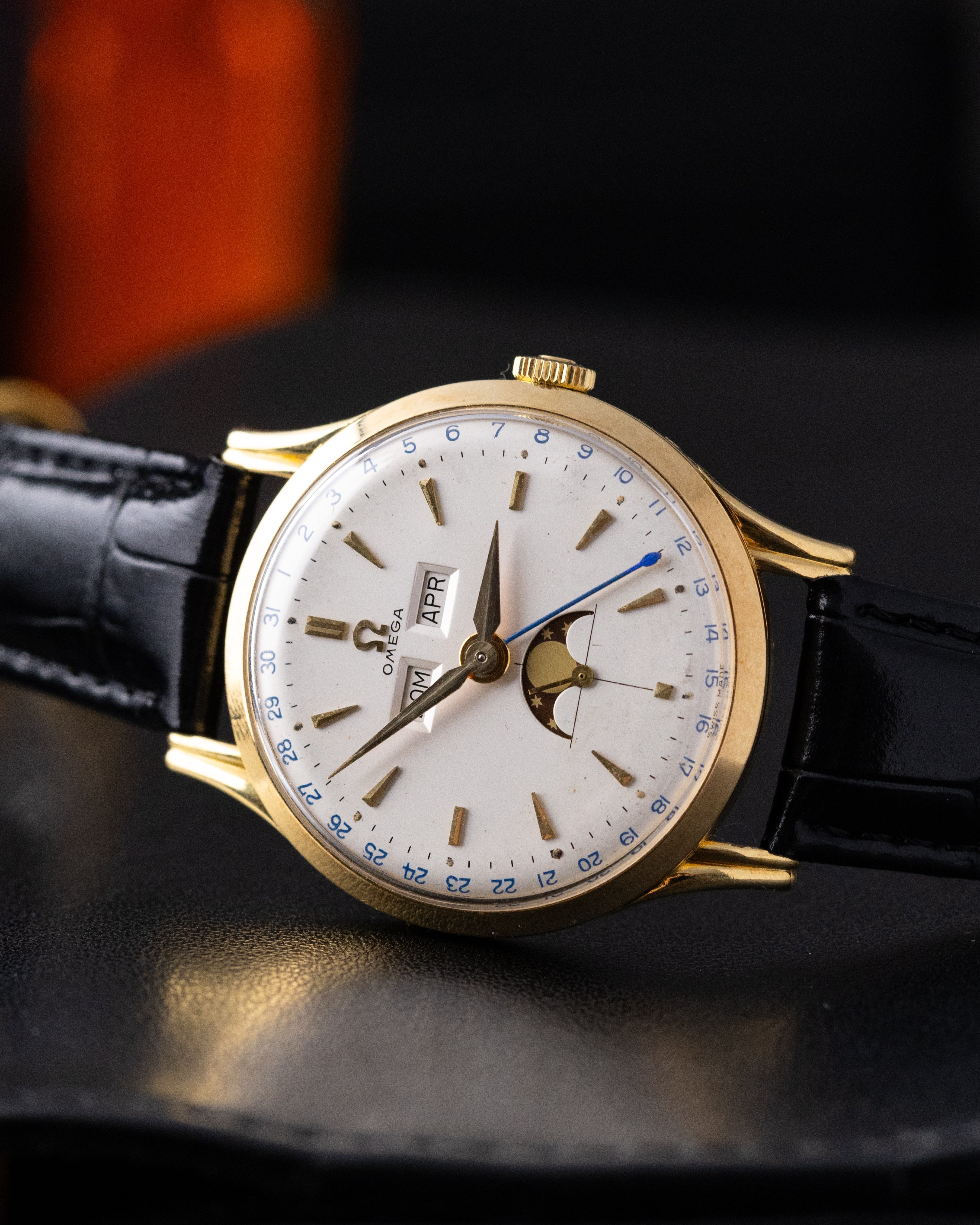 Rare Vintage Omega Cosmic, Swiss Watch, Ref. 2471/2, 18K Solid Gold Case, Triple Calendar Moonphase from 1952 - DuMarko