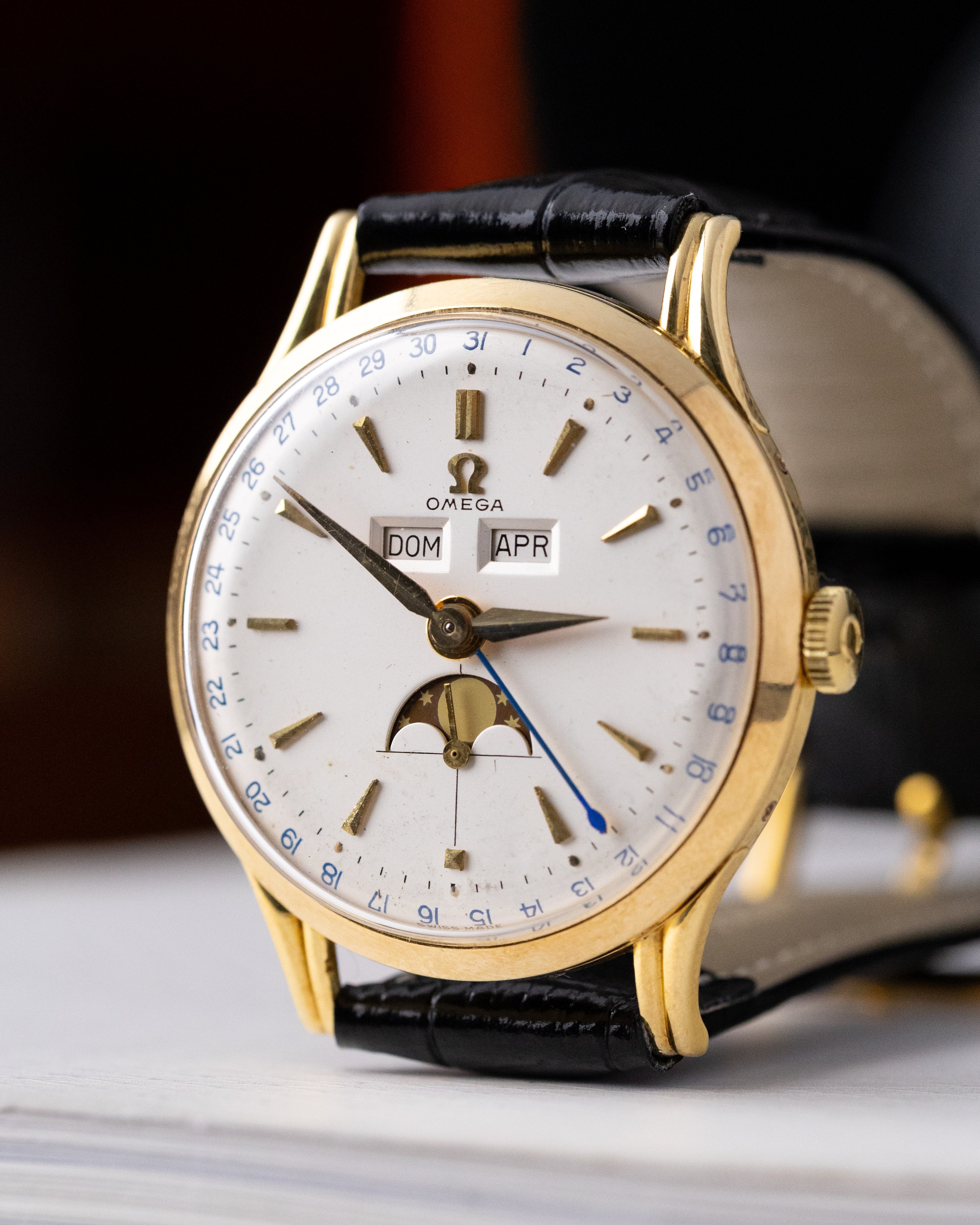 Rare Vintage Omega Cosmic, Swiss Watch, Ref. 2471/2, 18K Solid Gold Case, Triple Calendar Moonphase from 1952 - DuMarko