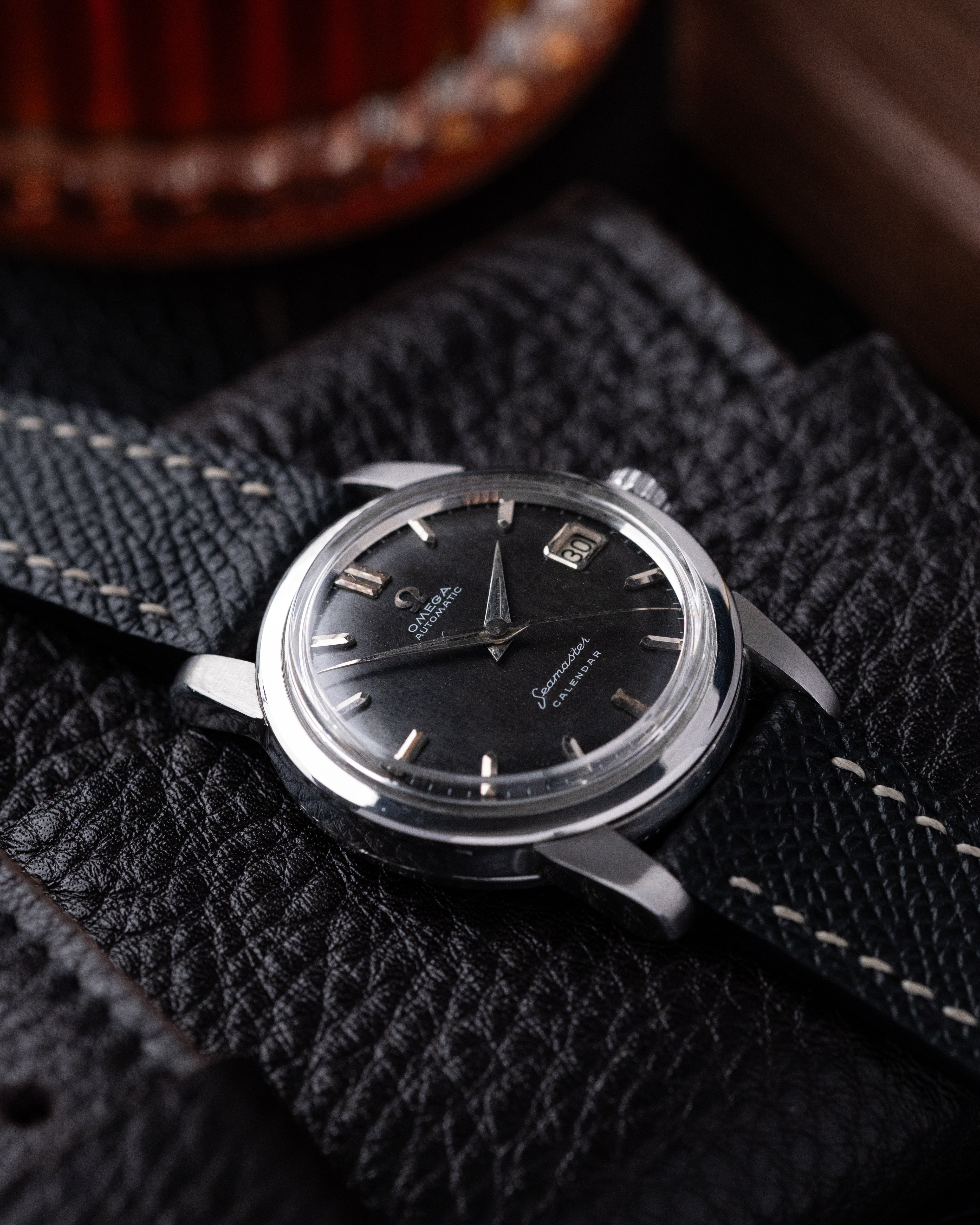 Vantage Omega Seamaster Calendar Automatic Graphite black dial, Ref 2849.1SC from 1950s - DuMarko