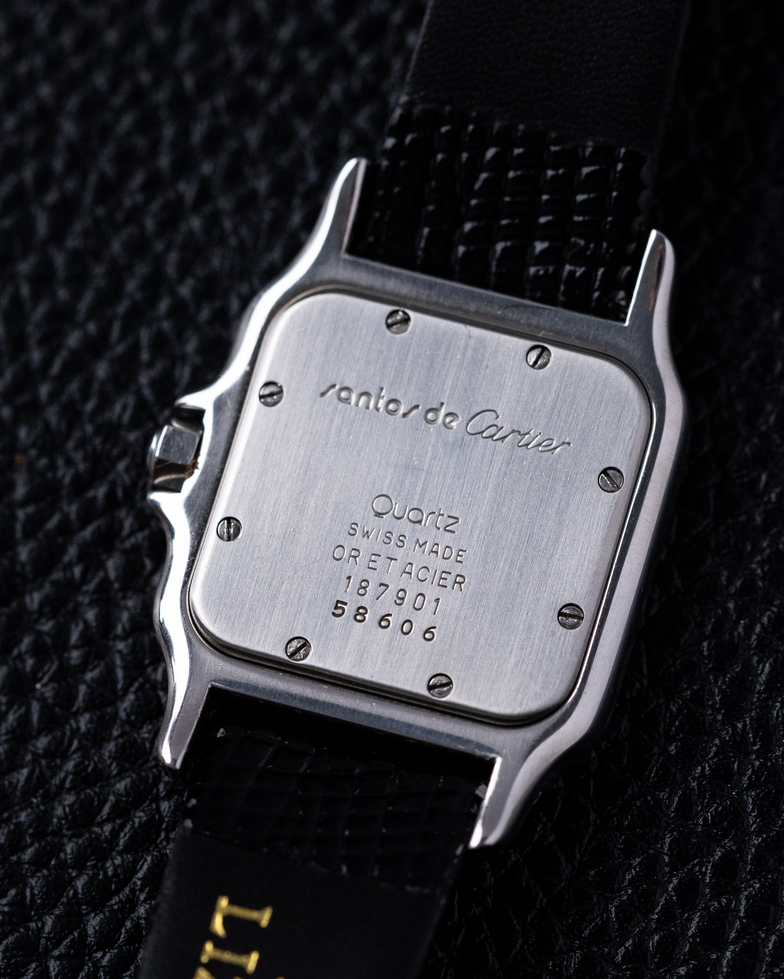 Vintage Cartier Santos Quartz, Ref. 187901, Roman numerals, Date window - DuMarko