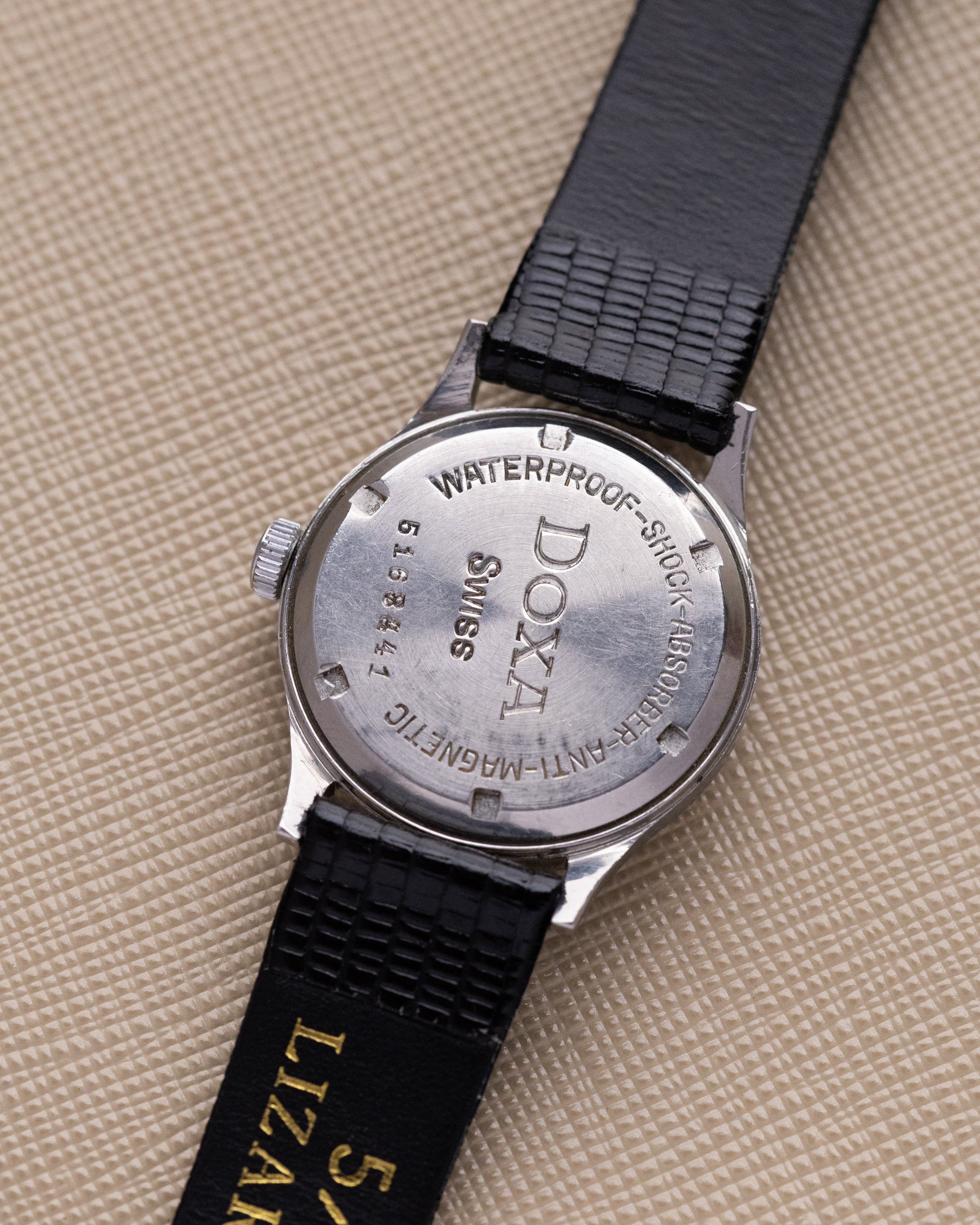 Vintage Doxa Anti - Magnetique Mechanical Watch with Two - Tone Dial from 1950's - DuMarko