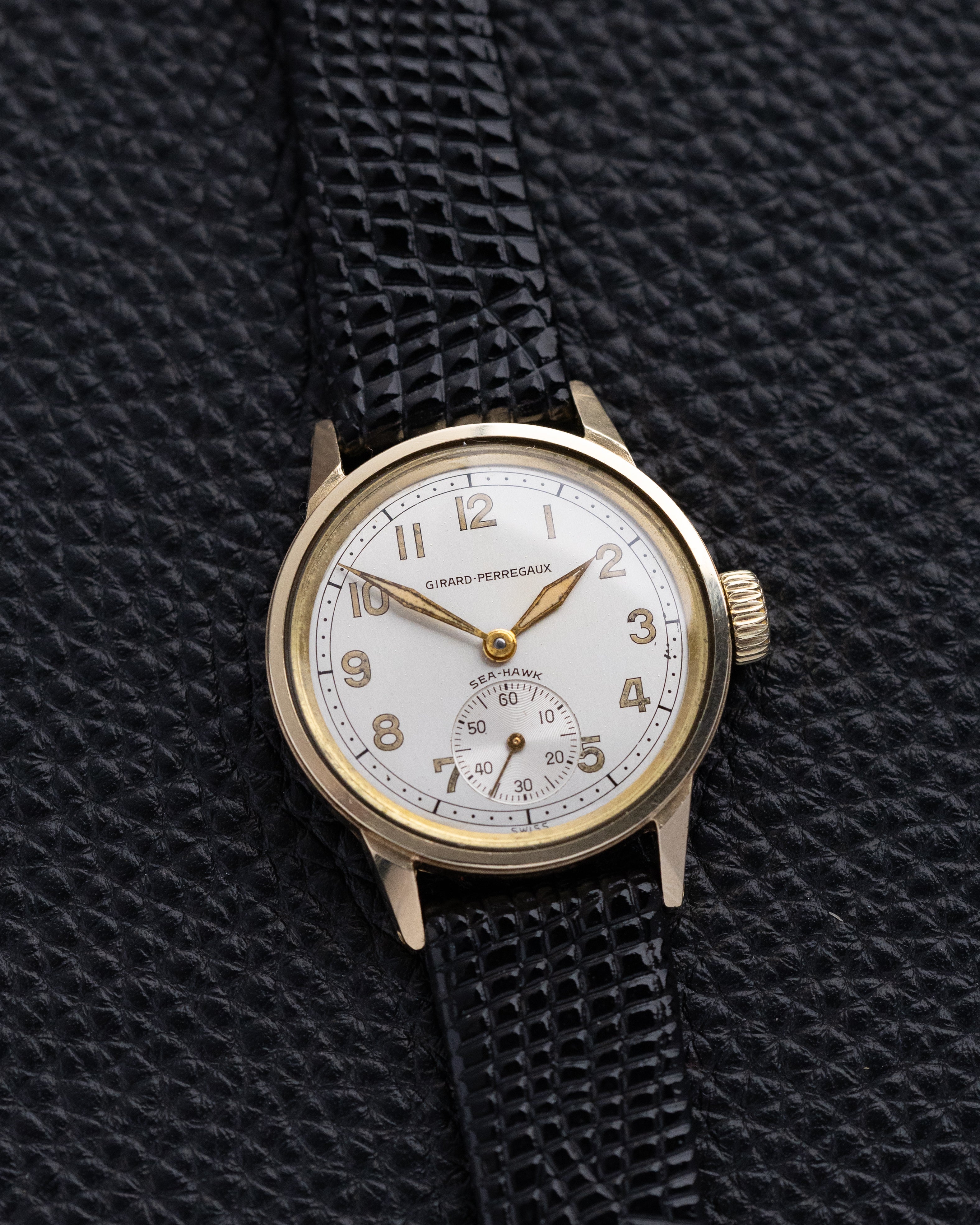 Vintage Girard - Perregaux "Sea - Haw" Swiss Watch, Solid 10K gold monocoque case from 1940's - DuMarko