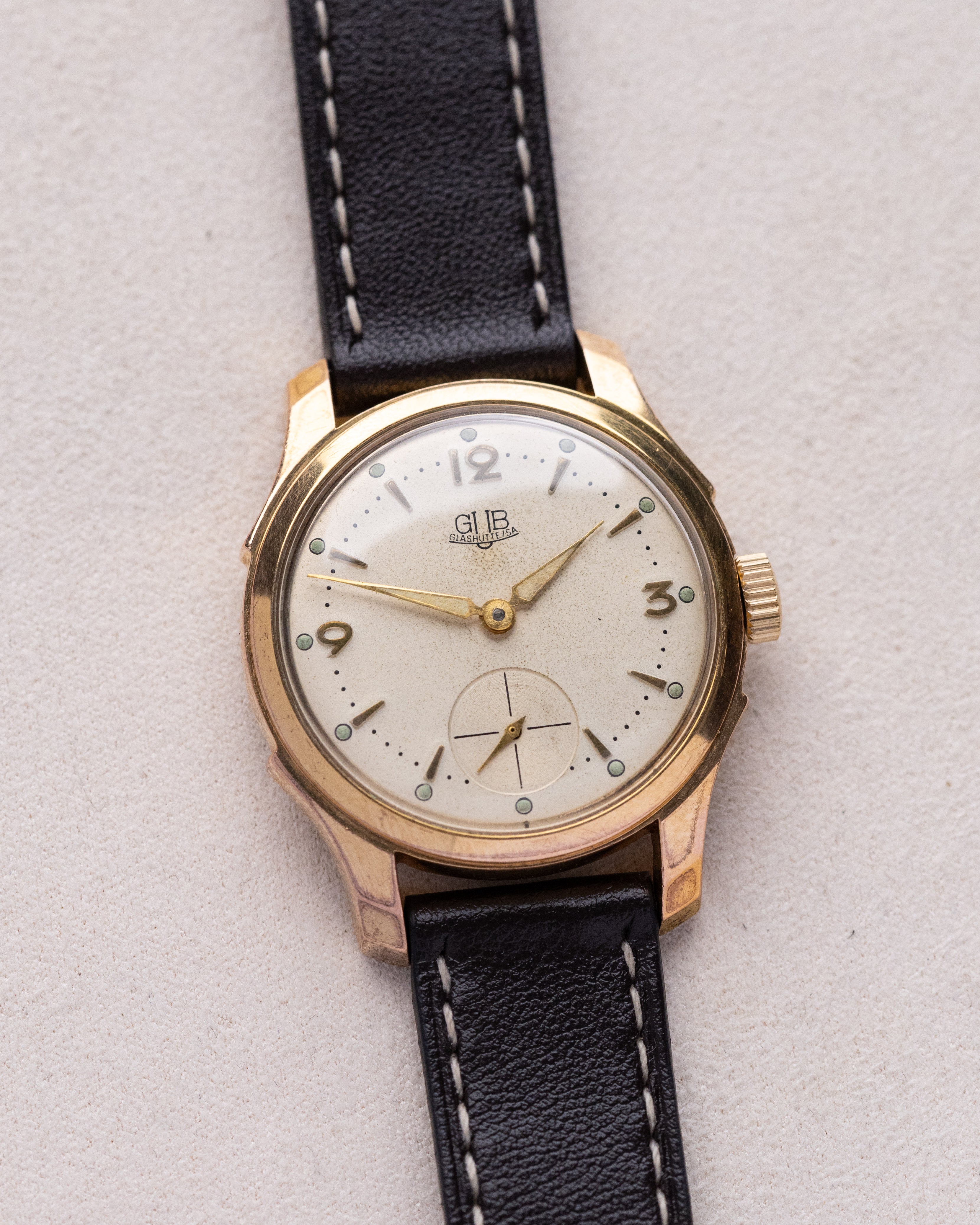 Vintage GUB Glashütte German Watch, Mechanical Cal. 60, Patina Dial from 1960's - DuMarko