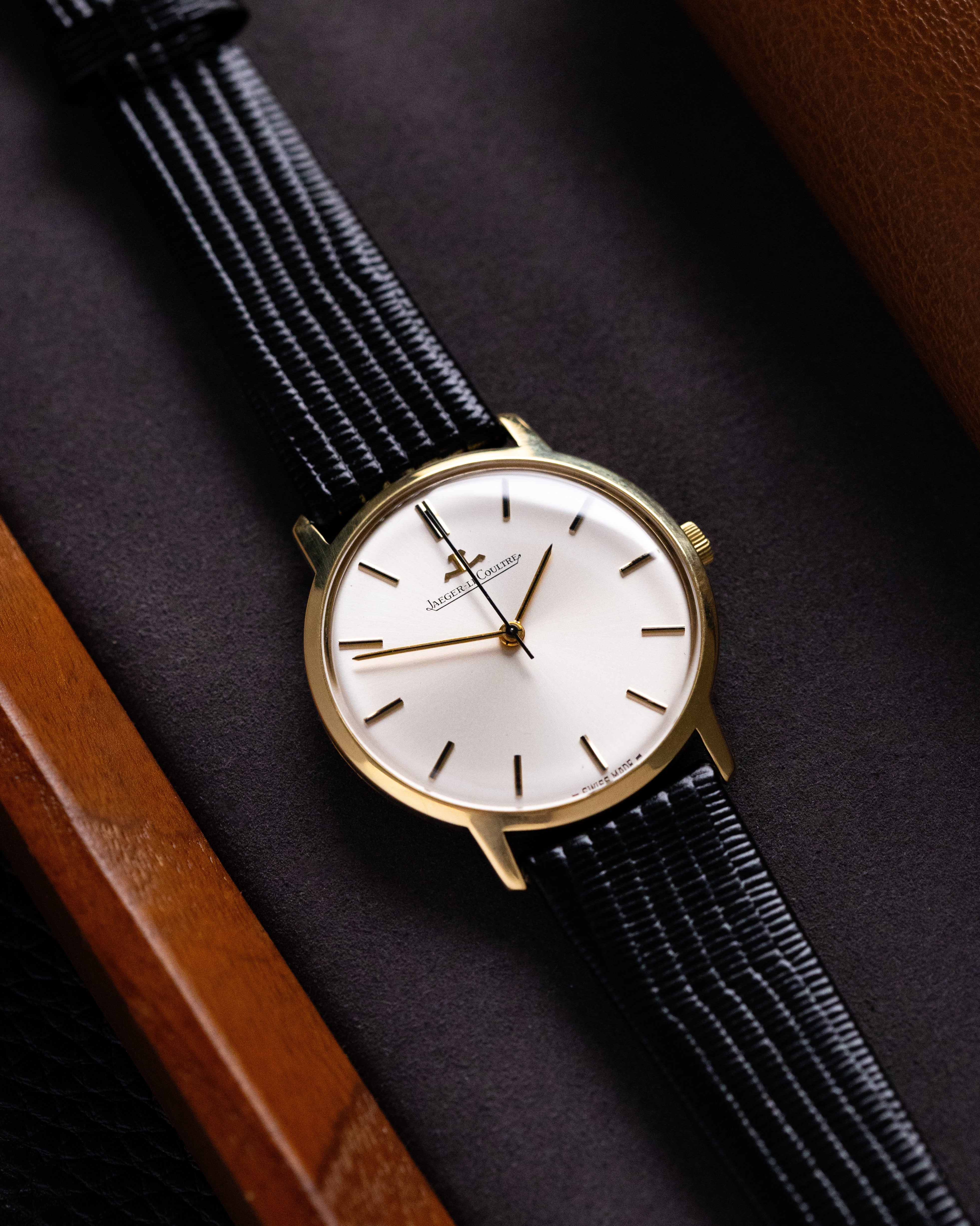 Vintage Jaeger - LeCoultre Dress Watch, Ref. 20007, 18K Gold Case, Cal. K885 from 1960s - DuMarko