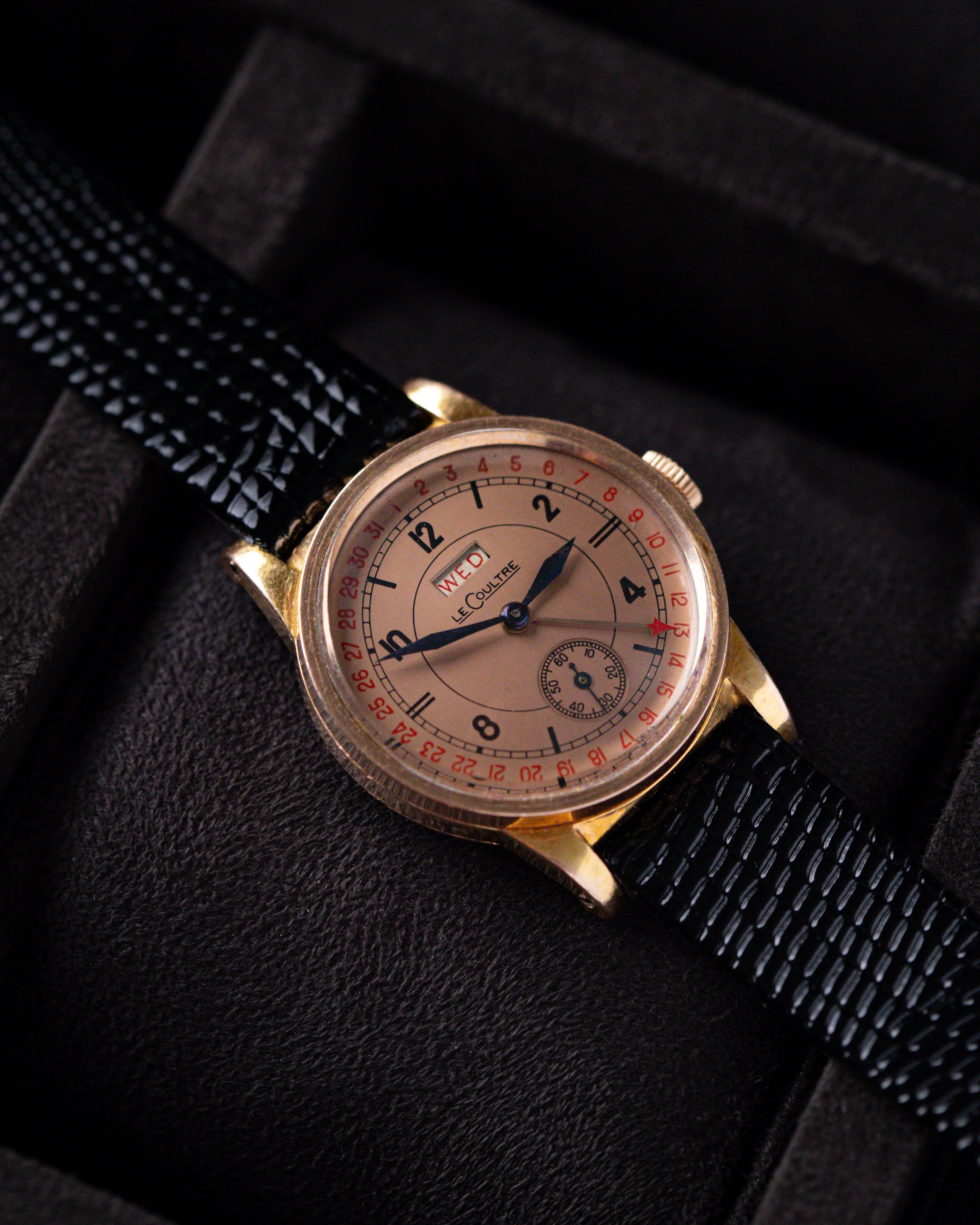Vintage Jaeger - LeCoultre Duo Date Pointer Ref. 2701, Cal. 412, Salmon Railroad Dial, 14k Rose Gold Filled, 1940s, Original Box - DuMarko