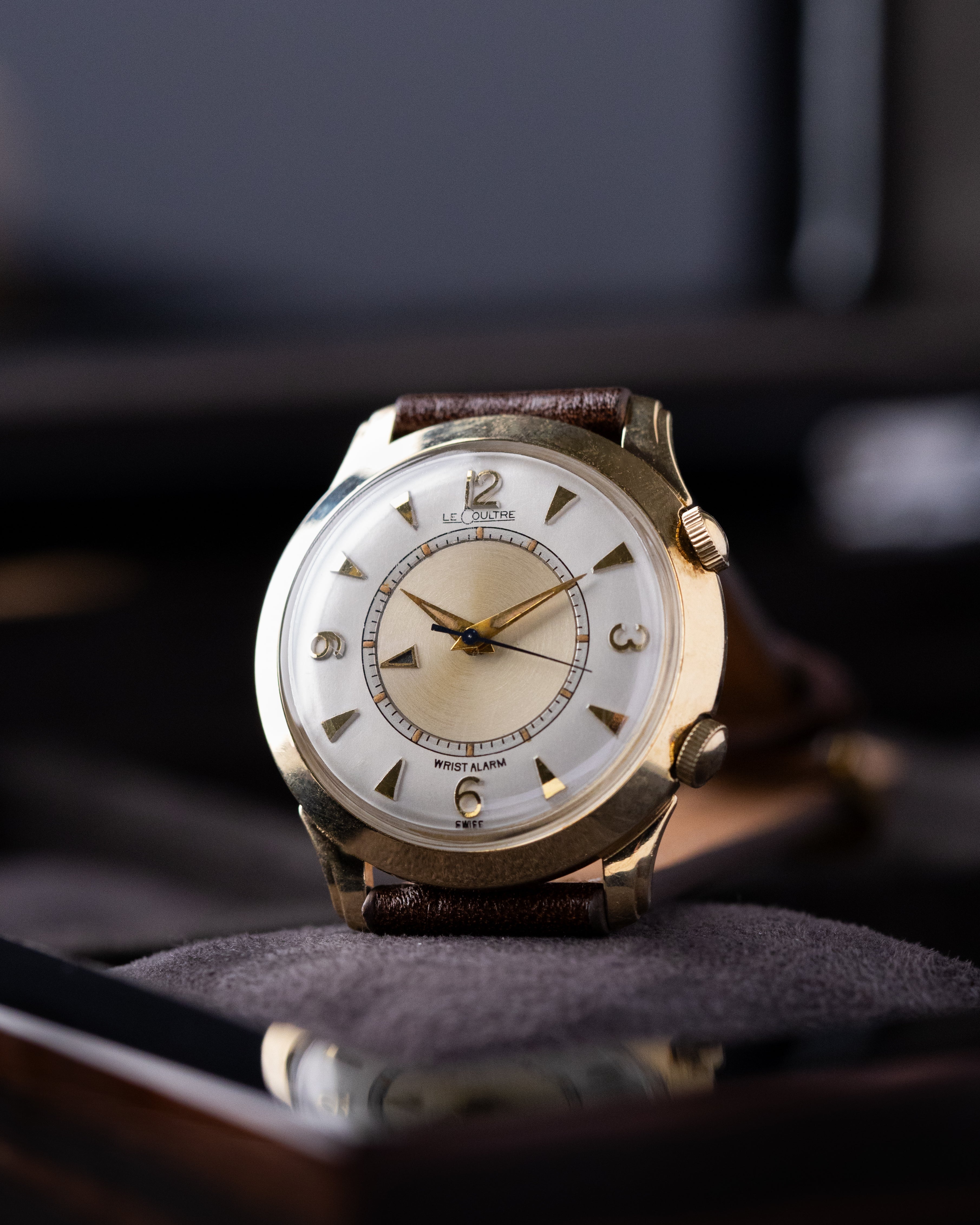 Vintage Jaeger - LeCoultre Memovox Alarm, Ref. 3151, Floating Disk Mystery Dial, 10K Gold Filled, 1950s - DuMarko