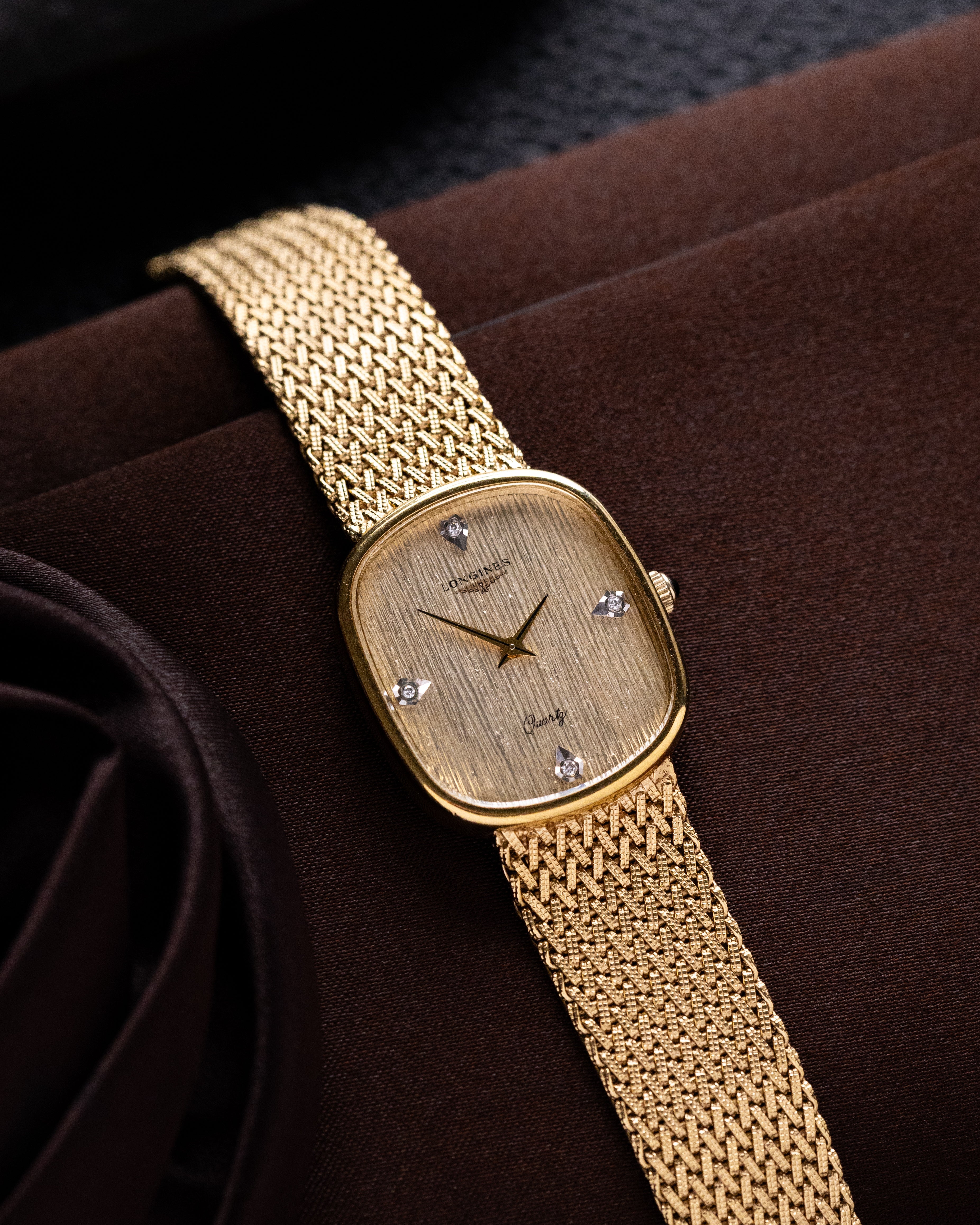 Vintage Longines Art Deco Ellipse Case, Champagne Brushed Dial, Swiss Quartz Watch from 1980 - DuMarko