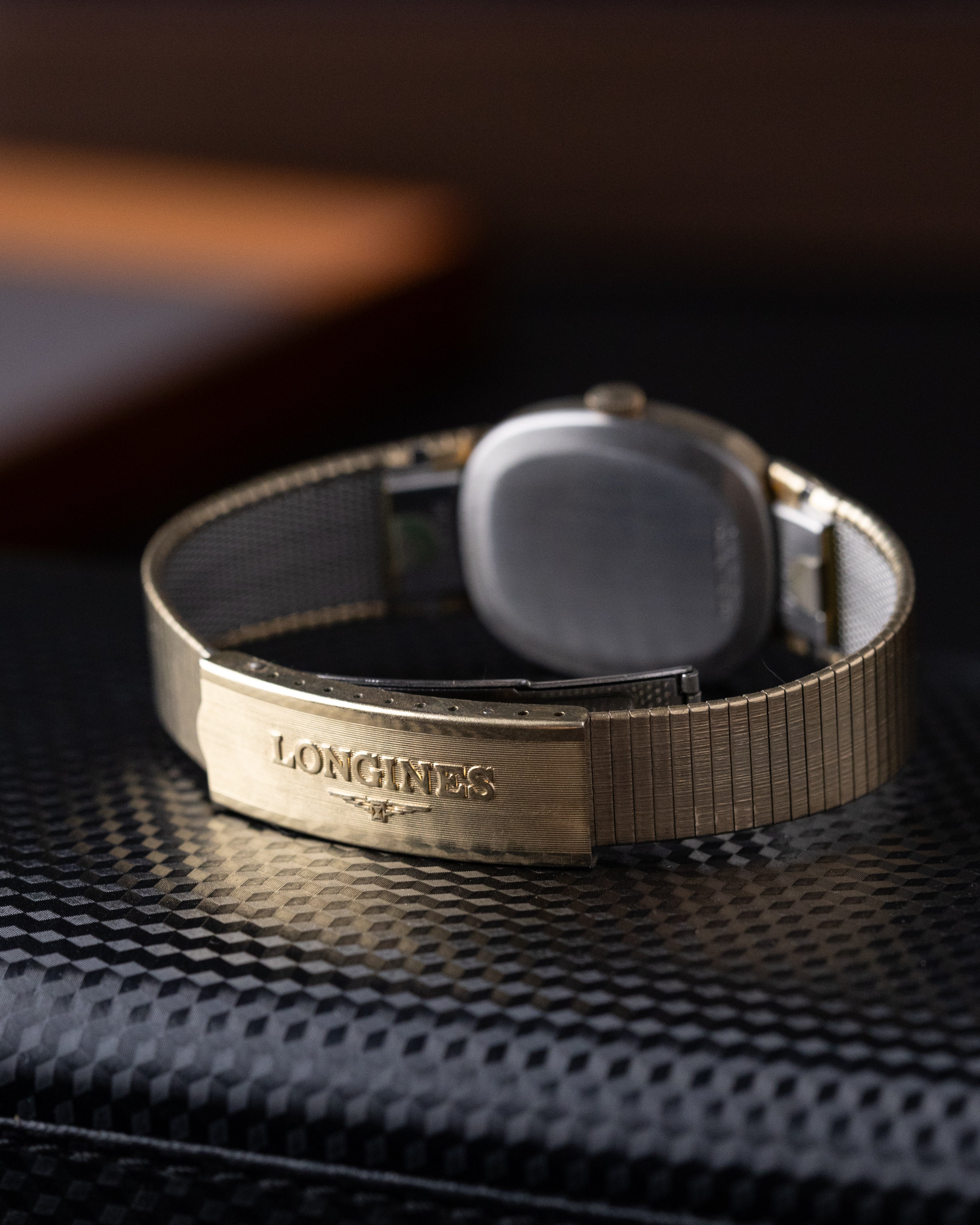 Vintage Longines Ellipse Case, Diamond Dial, Cal. 528, Gold - Plated Dress Watch from 1960's - DuMarko