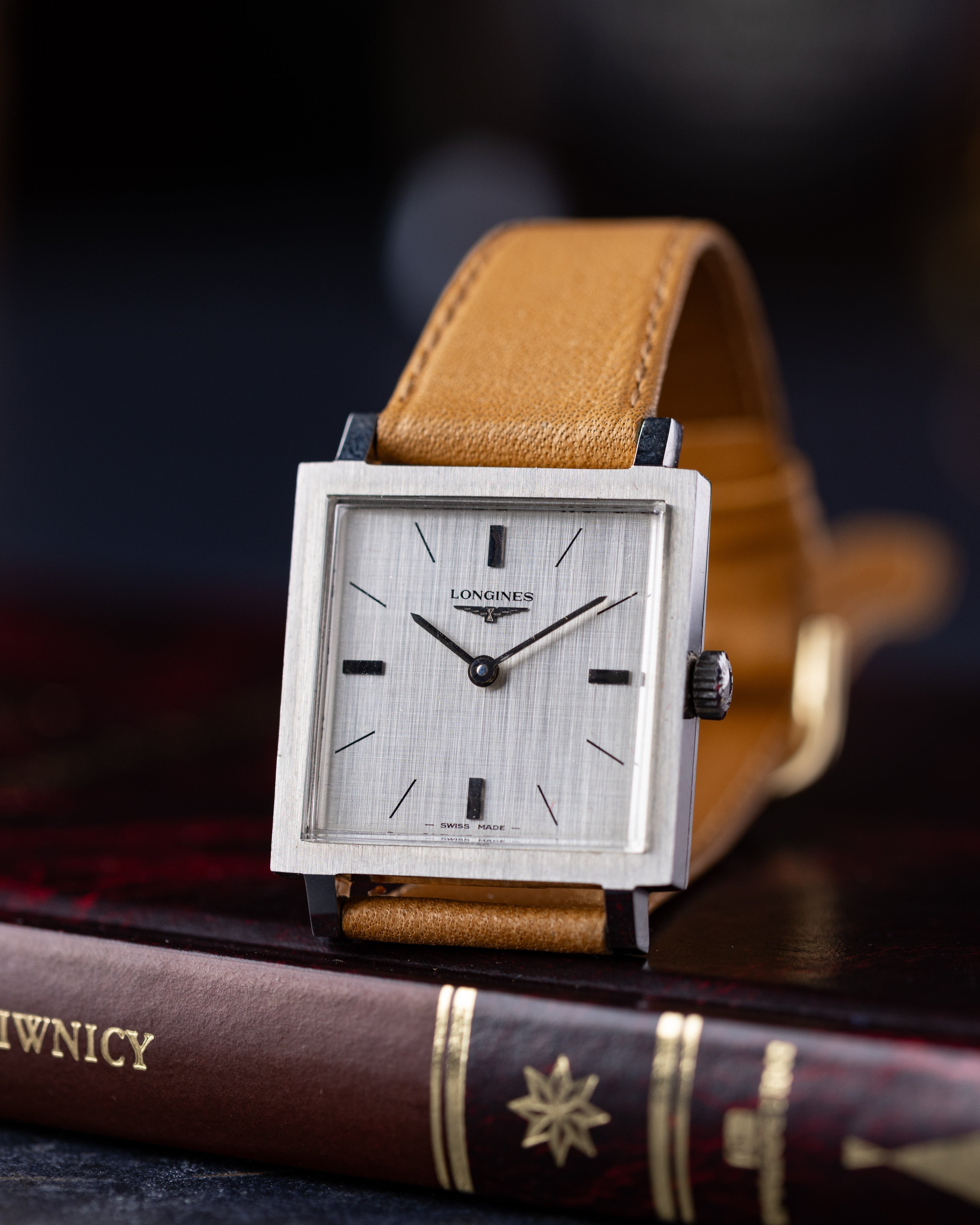 Vintage Longines Square Tank, Linen Silver Dial, Original Box, Swiss Watch from 1970's - DuMarko