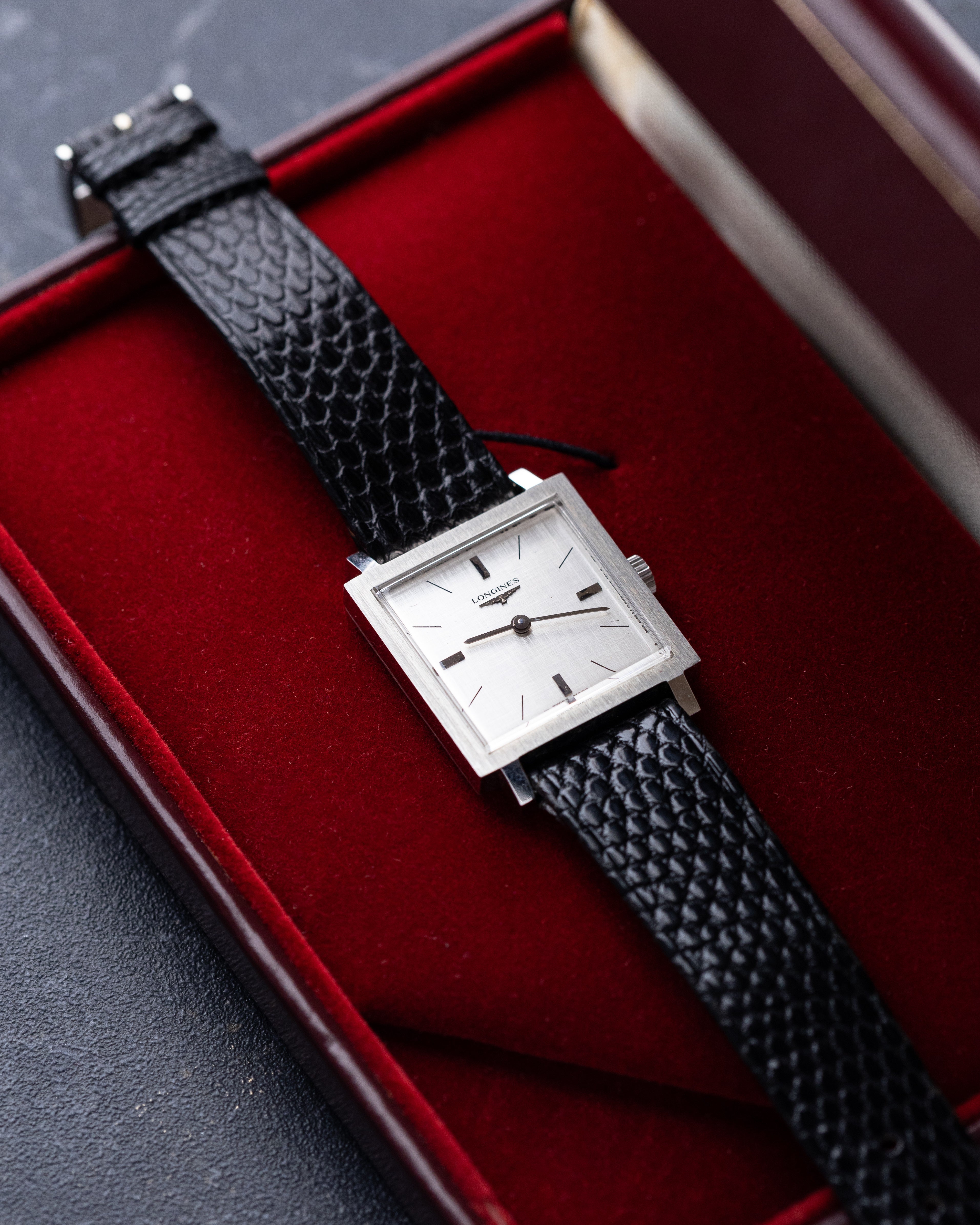 Vintage Longines Square Tank, Linen Silver Dial, Swiss Watch from 1970's - DuMarko