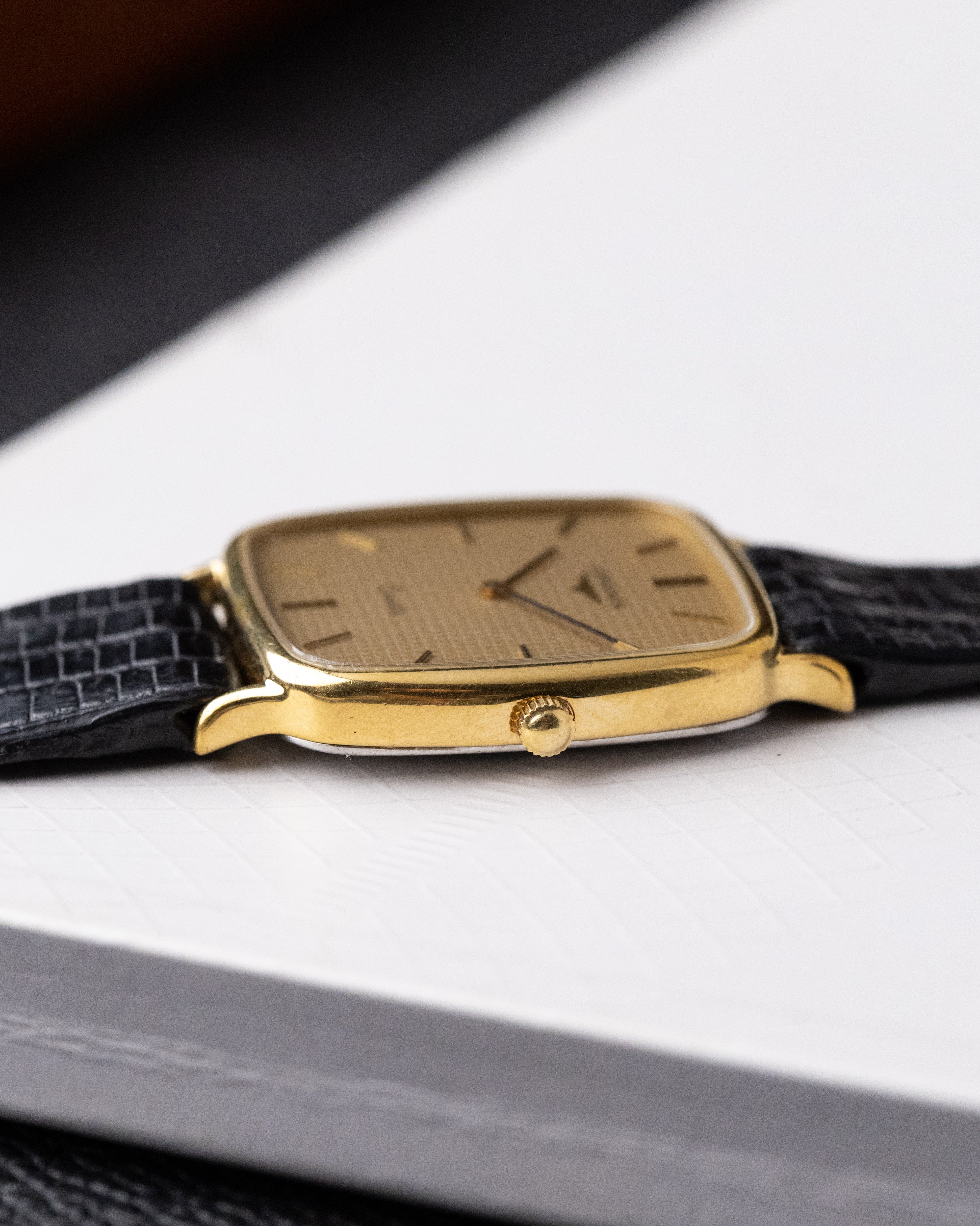 Vintage Longines Swiss Quartz Watch, Check pattern dial from 1970's - DuMarko