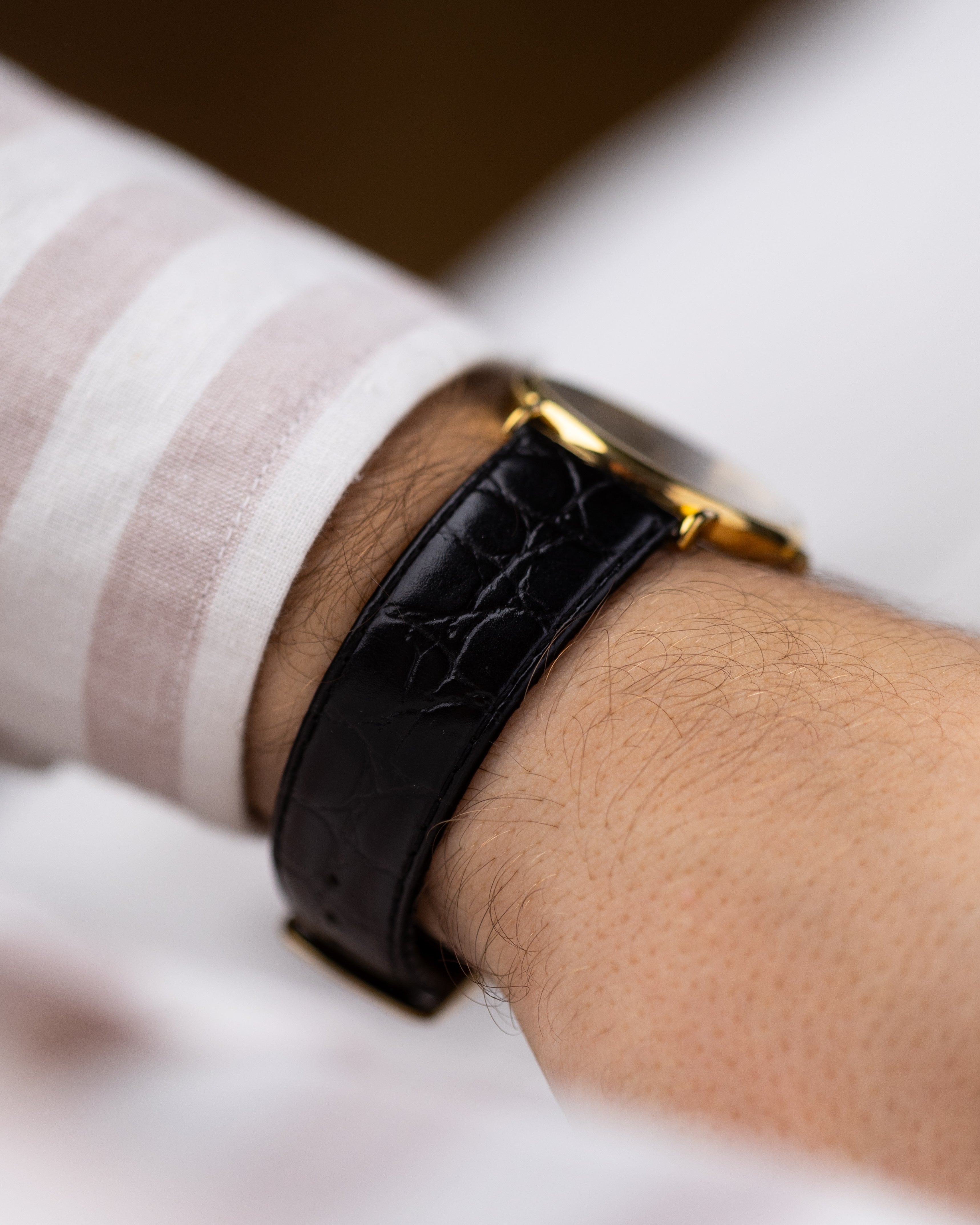 Vintage Longines Swiss Watch, Quartz Movement, Champagne Dial from 1970's - DuMarko