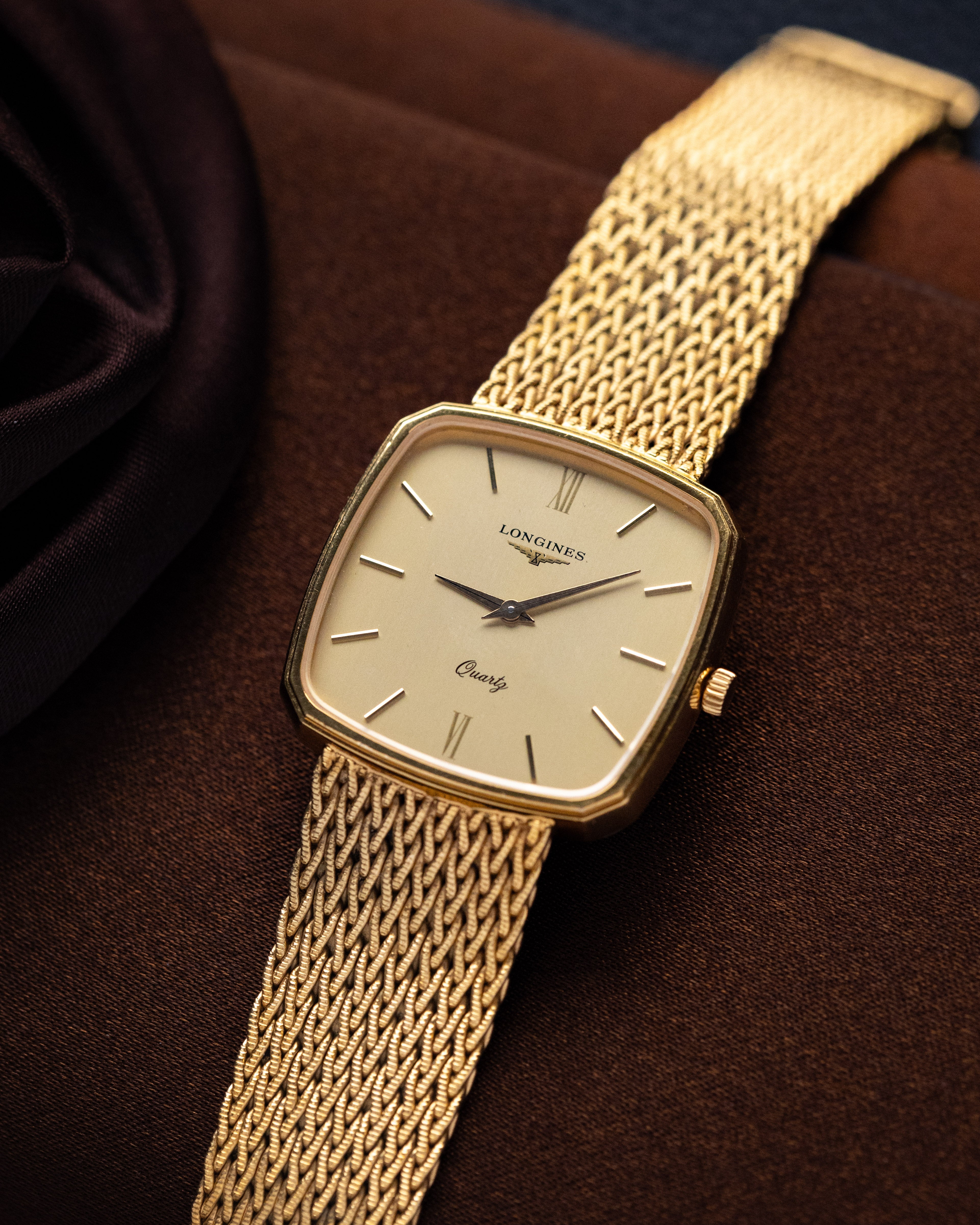Vintage Longines Tank, Swiss Dress Watch, Original Integrated Bracelet, Quartz from 1980's - DuMarko