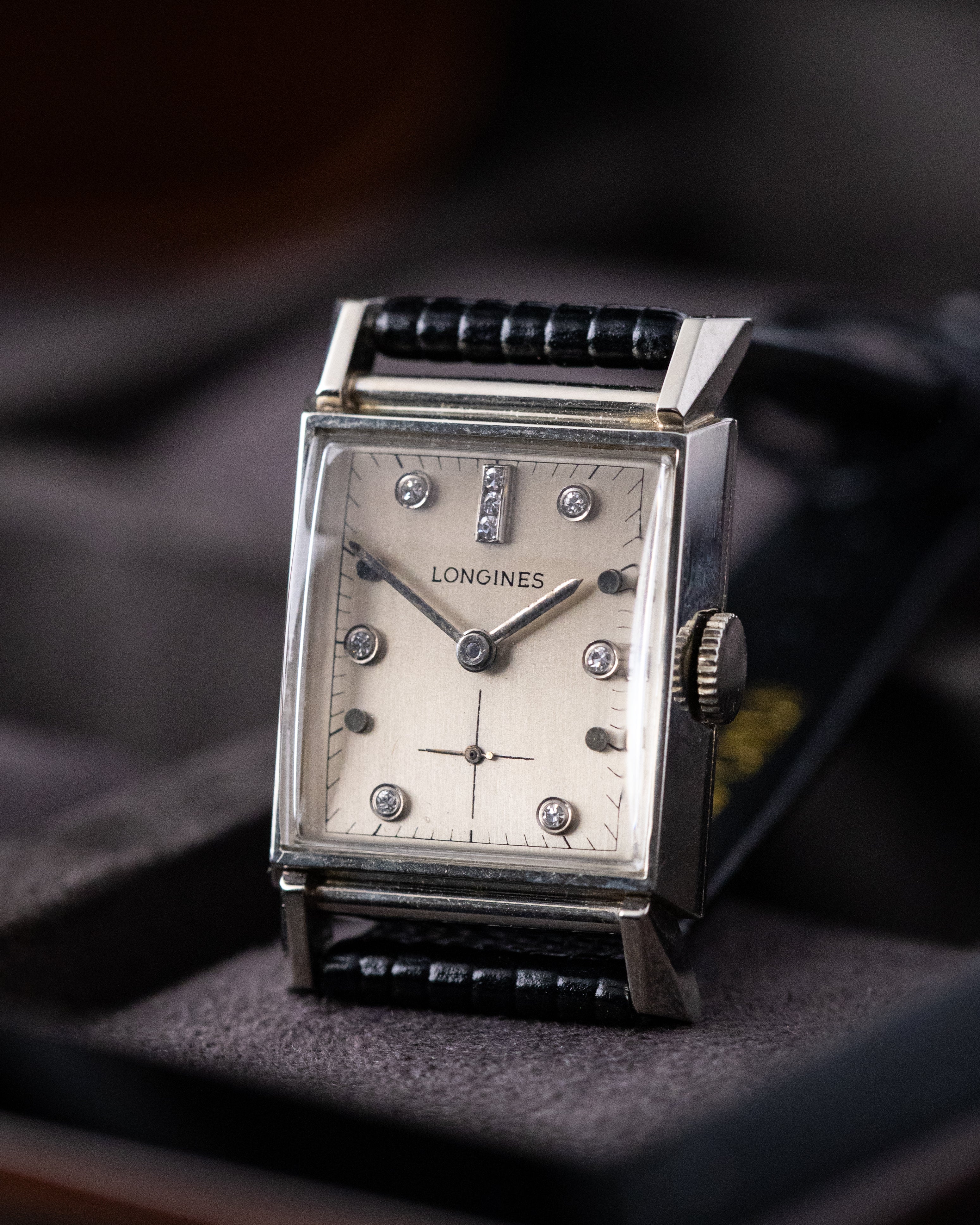Vintage Longines Wittnauer Art Deco Tank, 14K White Solid Gold. Case, Diamond Markers from 1947, For US Market - DuMarko