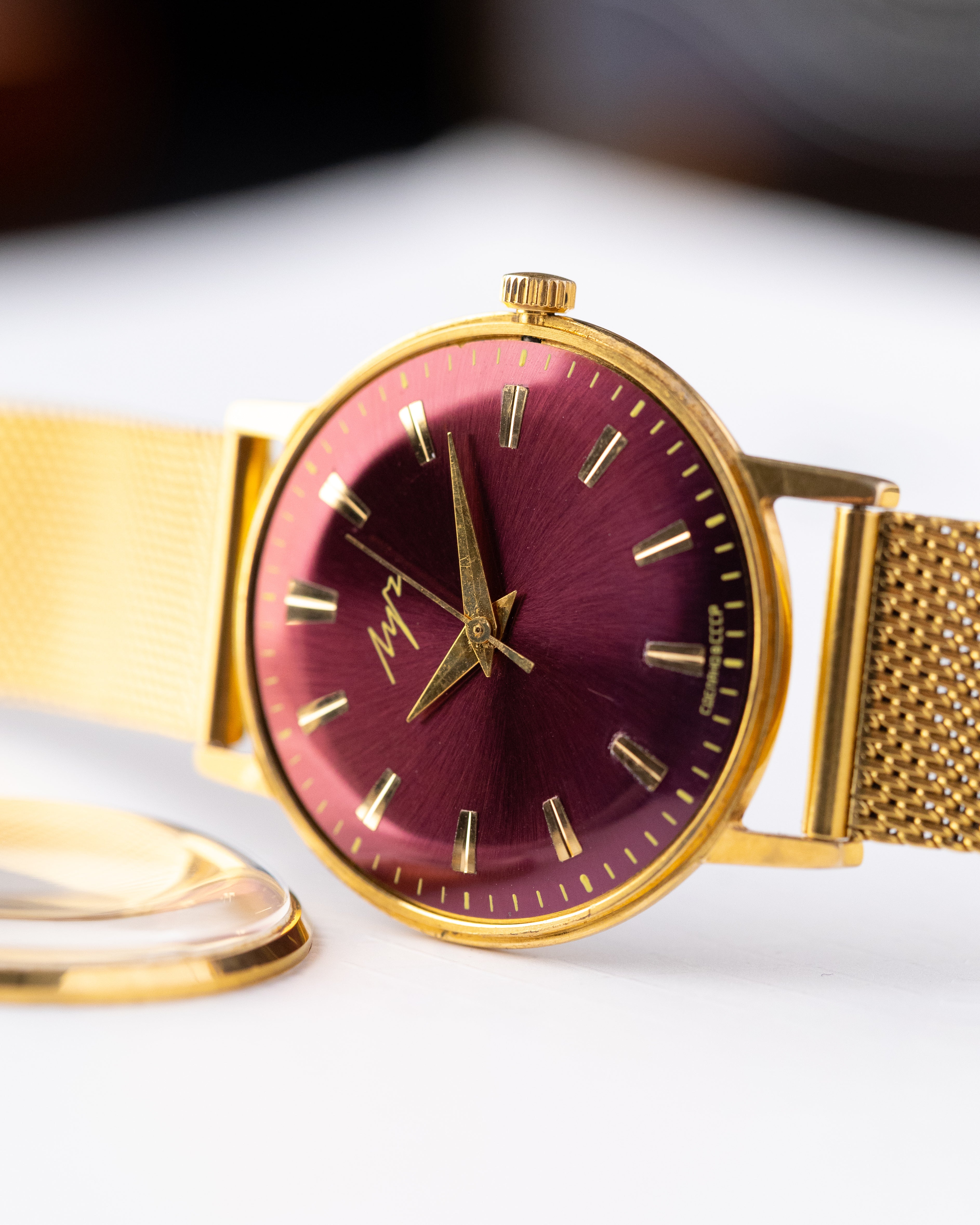 Vintage Luch, Unique burgundy dial, Extra slim, Soviet Watch - DuMarko