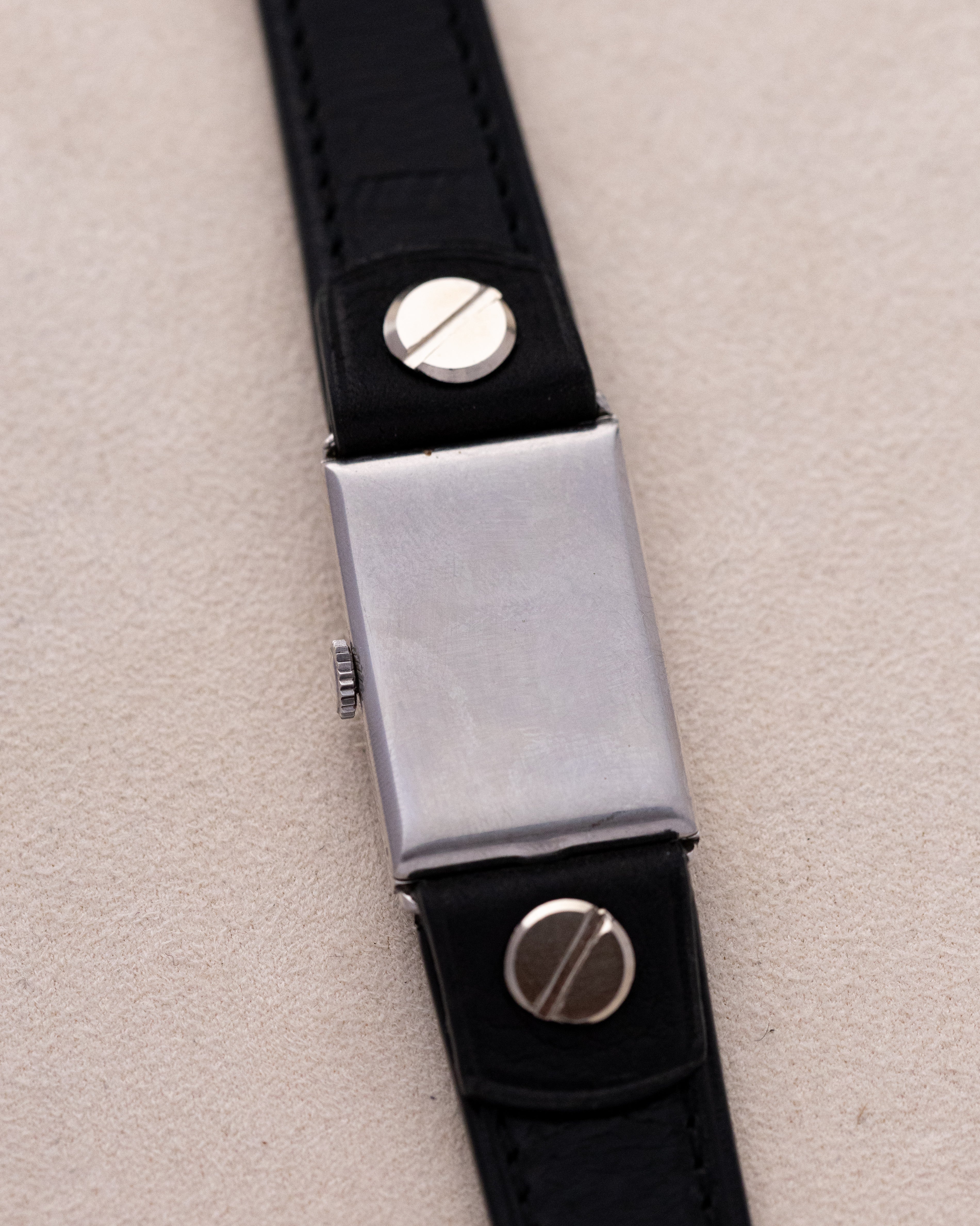 Vintage Omega Art Deco Tank, Mechanical Cal. T17, Sub - Seconds from 1930 - DuMarko